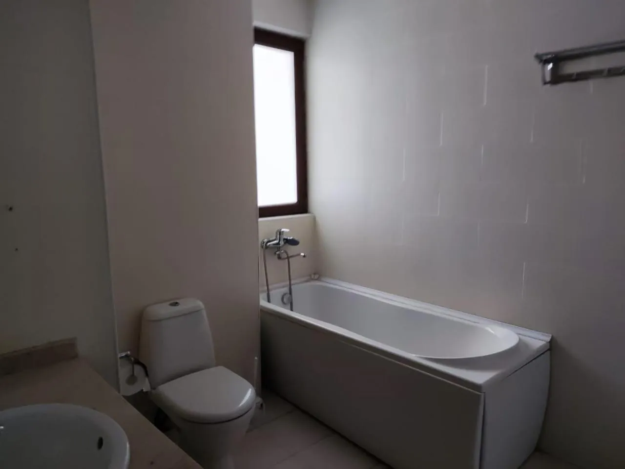 Shower in Hotel Beaumonde Garden