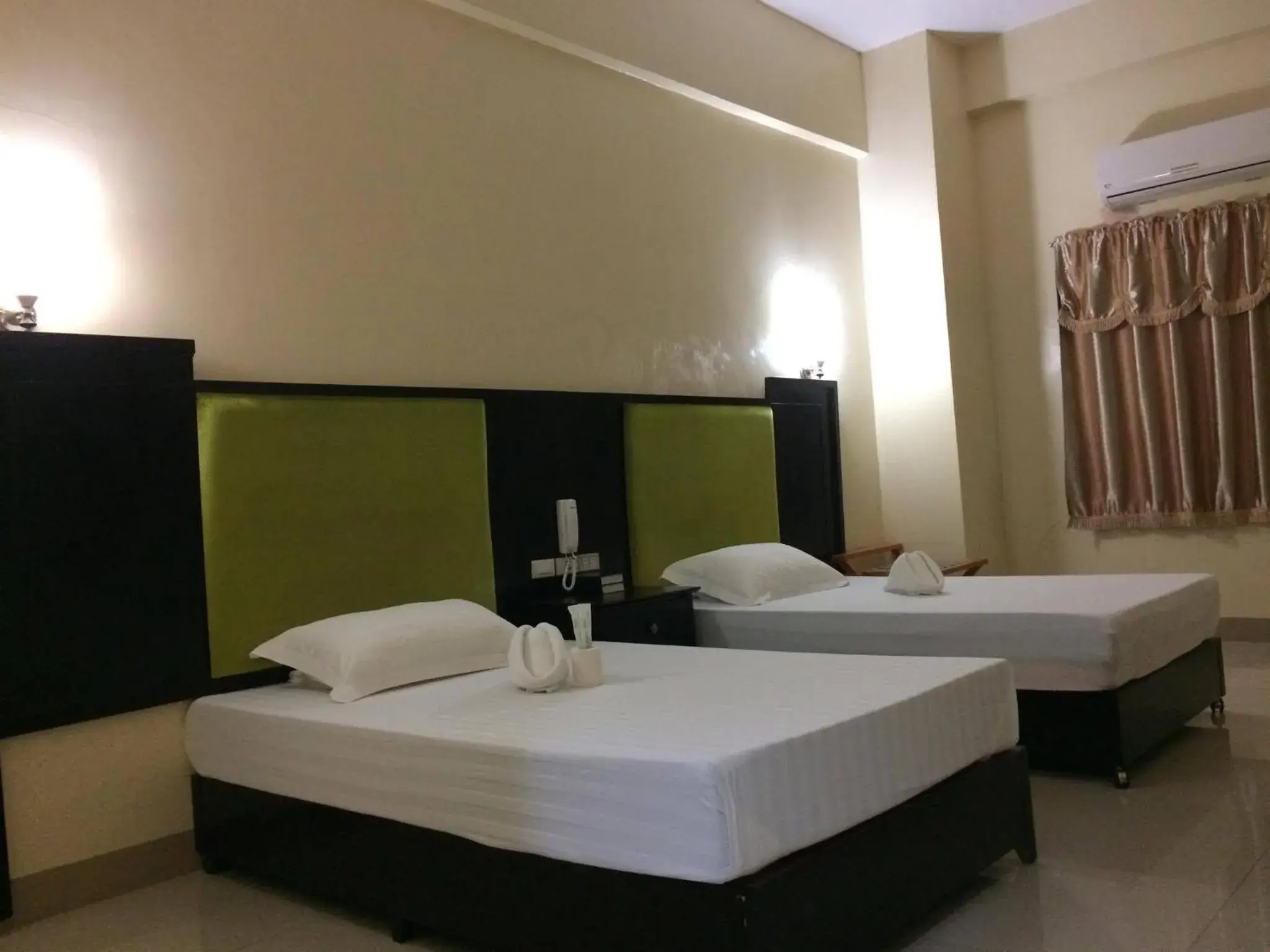 Deluxe Twin Room in Asia Novo Boutique Hotel - Oroquieta Deluxe Twin Room in Asia Novo Boutique Hotel - Oroquieta