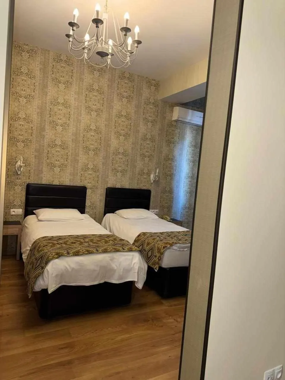 Bed in Hotel Diamond