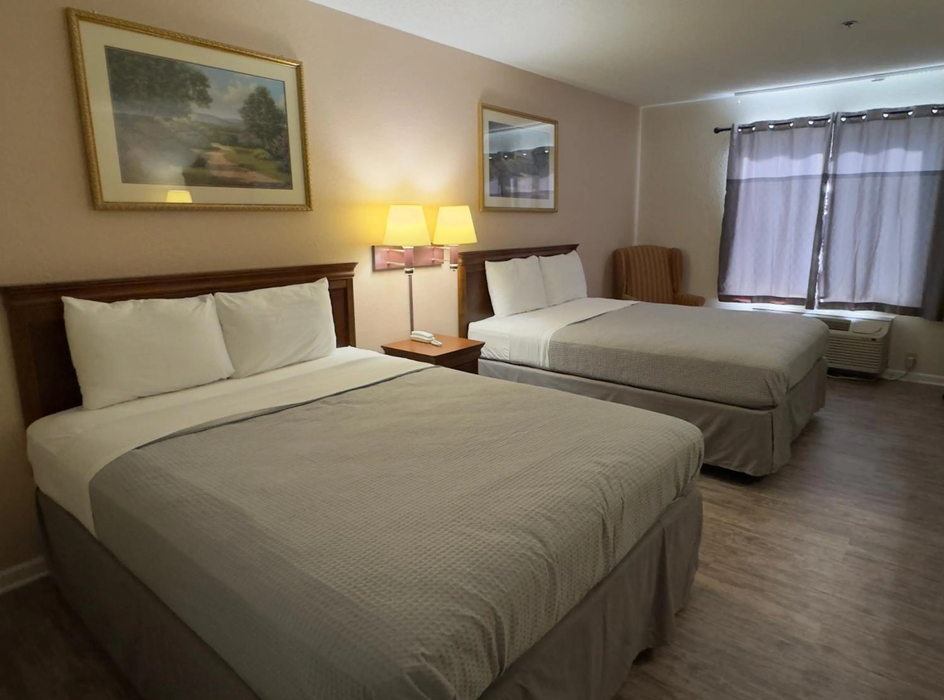 Bed in FairBridge Inn Express Mount Vernon