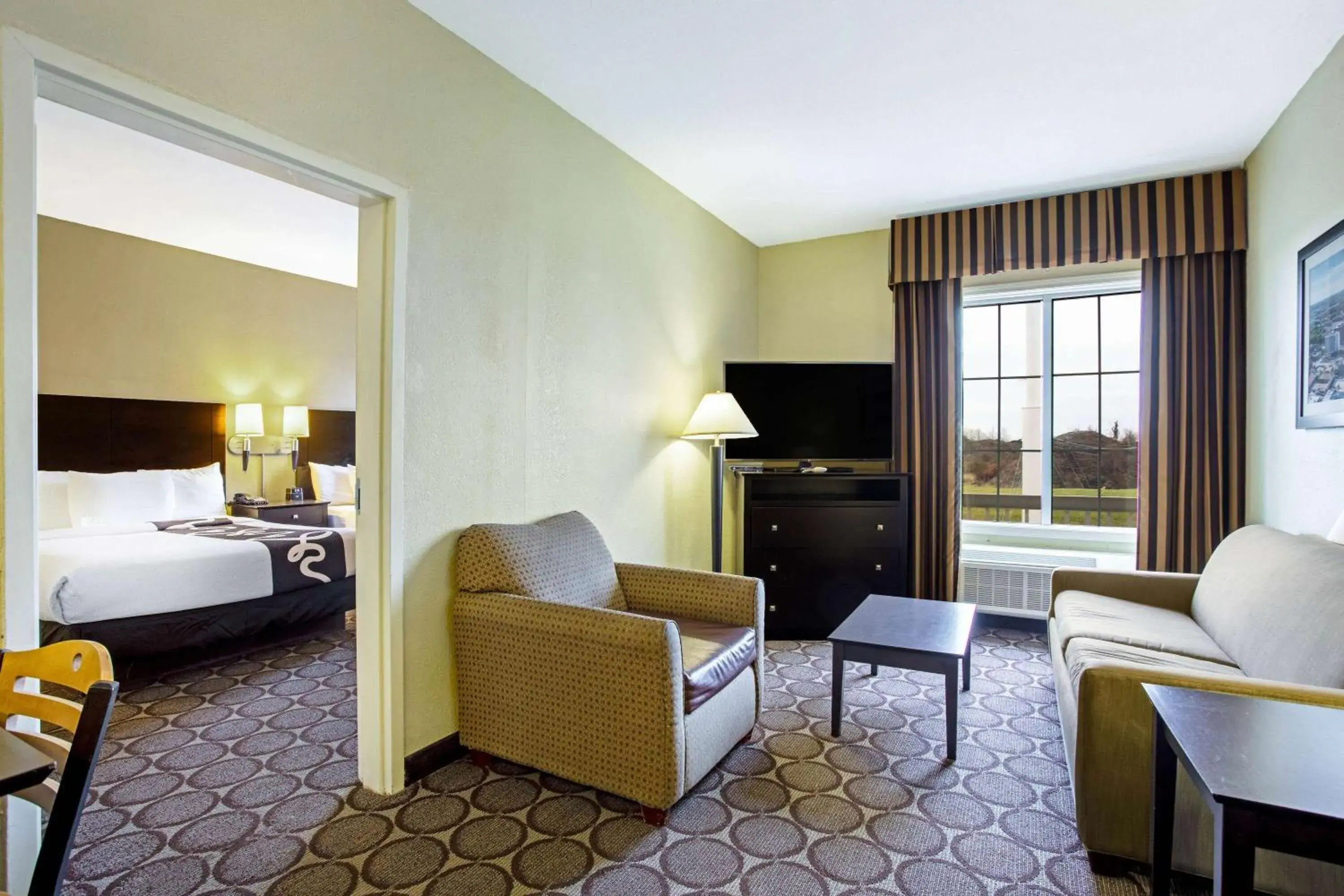 Suite with Two Queen Beds - Non-Smoking in La Quinta by Wyndham Lexington South / Hamburg Suite with Two Queen Beds - Non-Smoking in La Quinta by Wyndham Lexington South / Hamburg