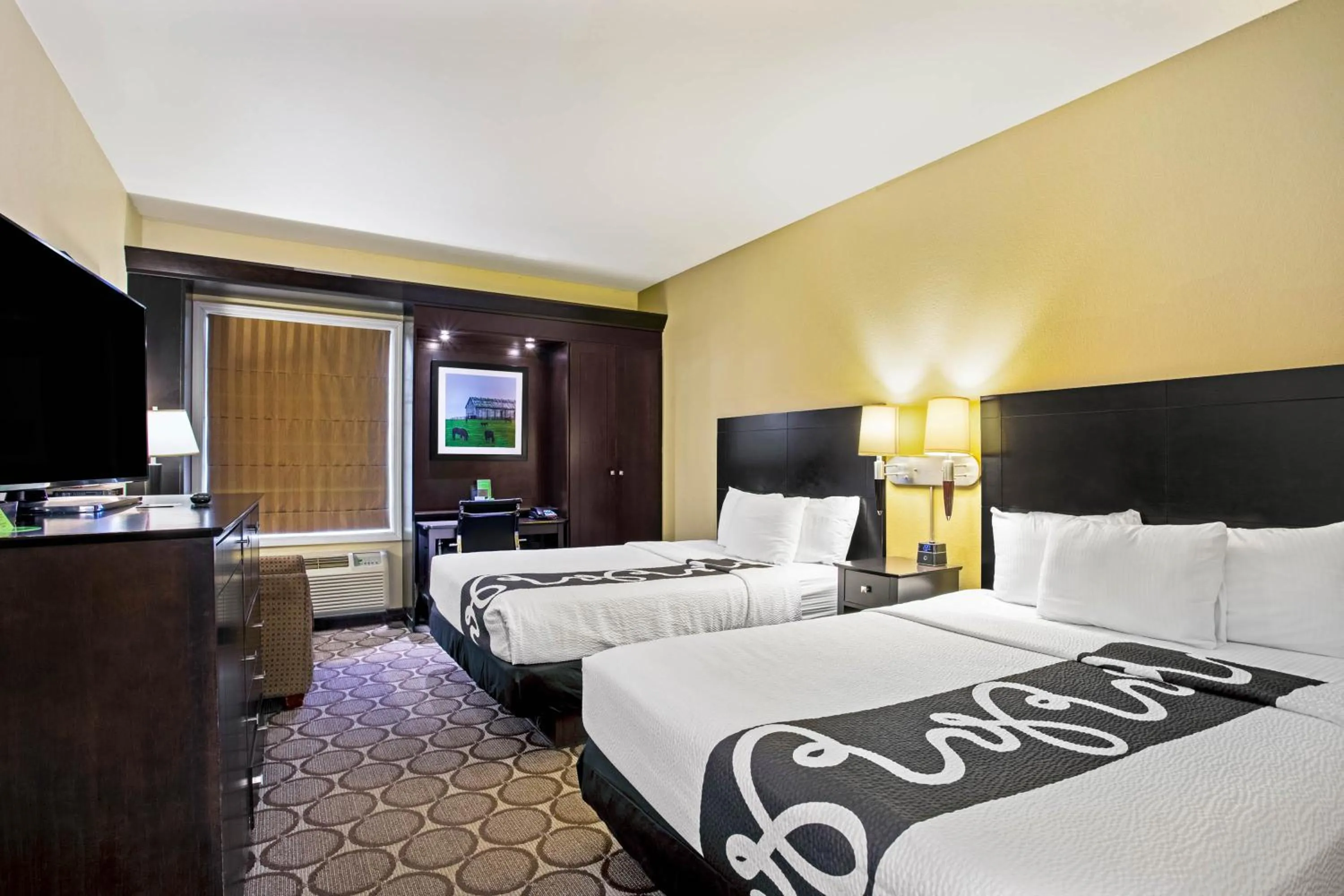 Bed in La Quinta by Wyndham Lexington South / Hamburg