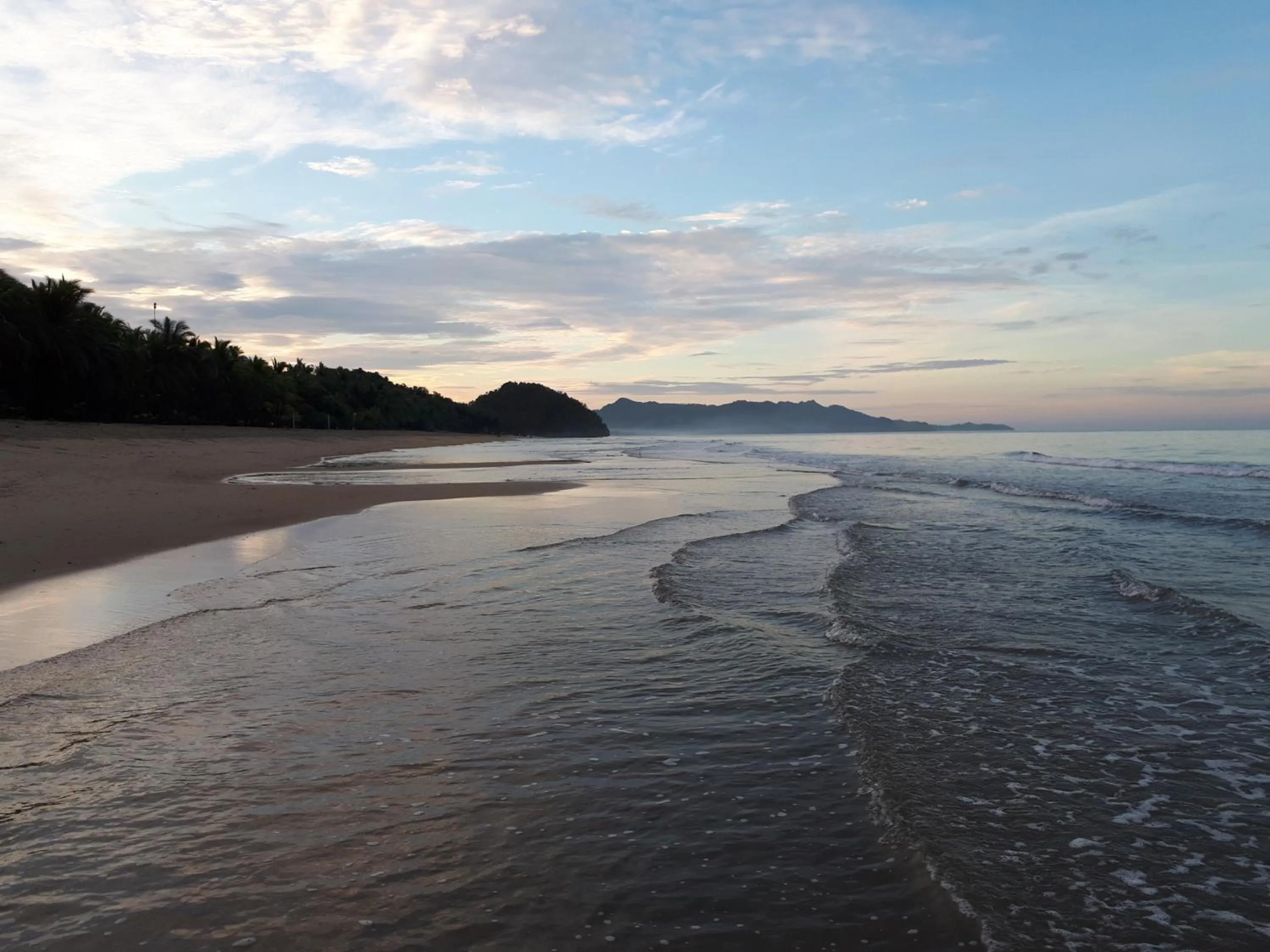 Beach in Big BamBoo Beach Resort Sipalay