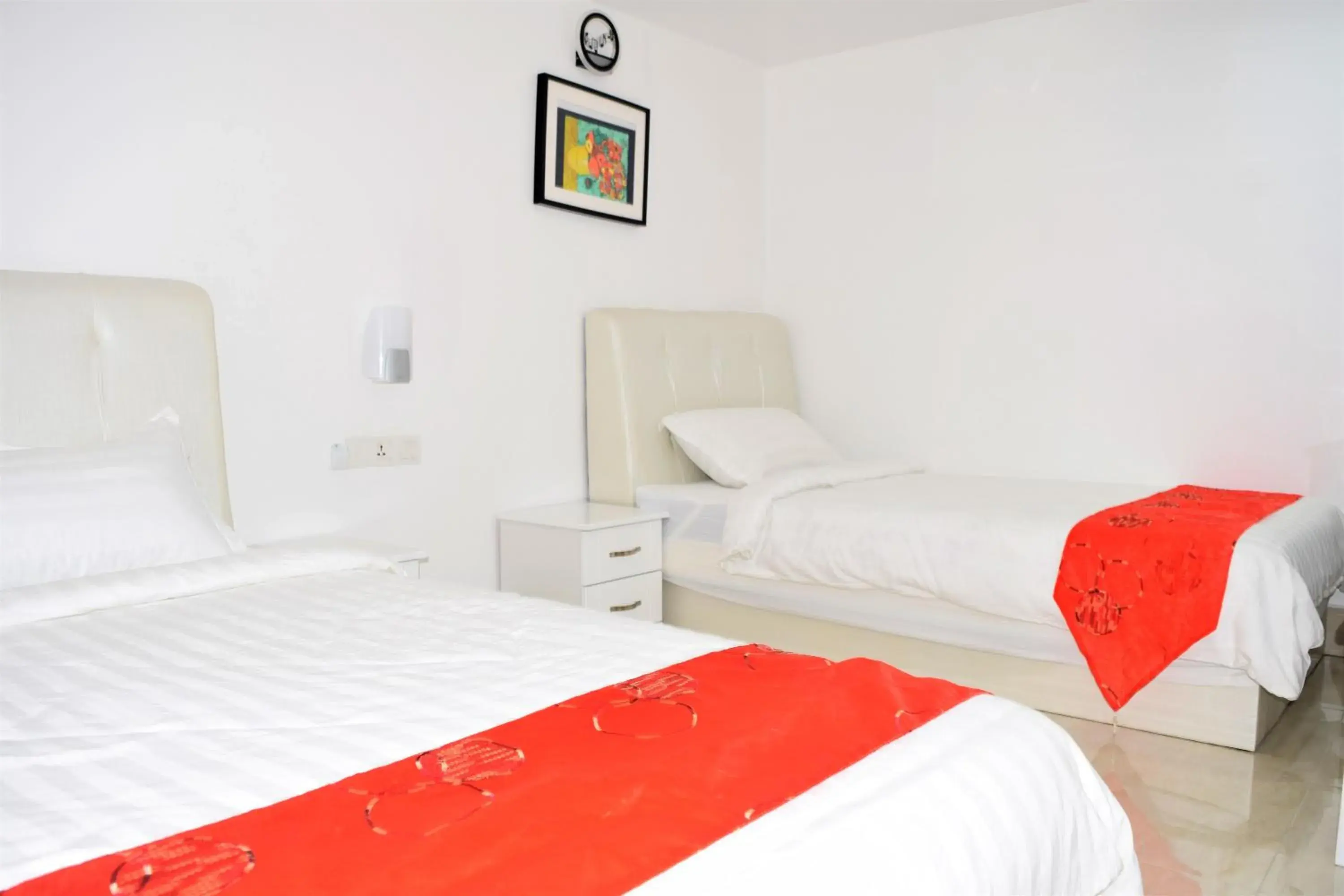 Deluxe Twin Room in S Rose Hotel Deluxe Twin Room in S Rose Hotel