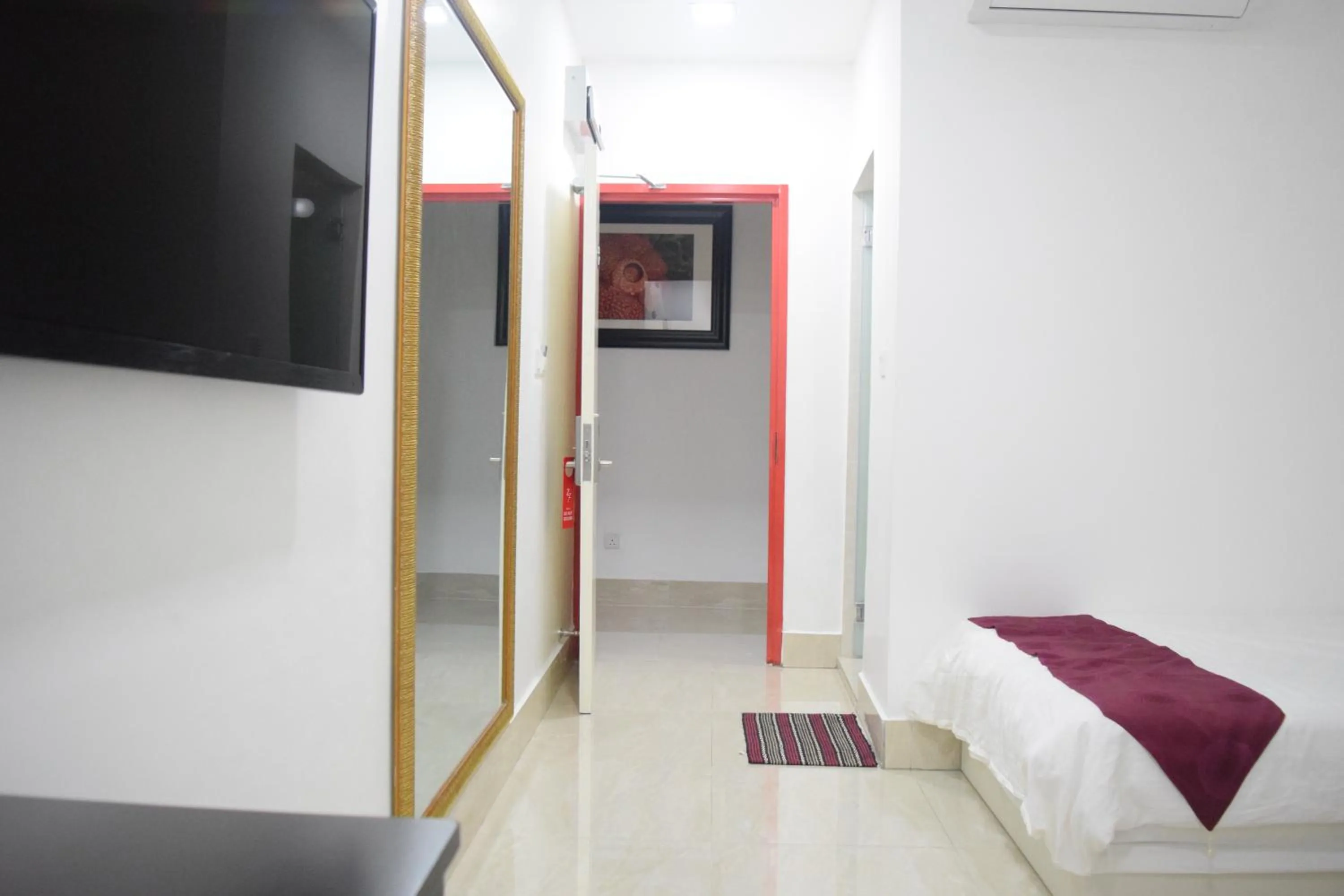 Bedroom, Bed in S Rose Hotel