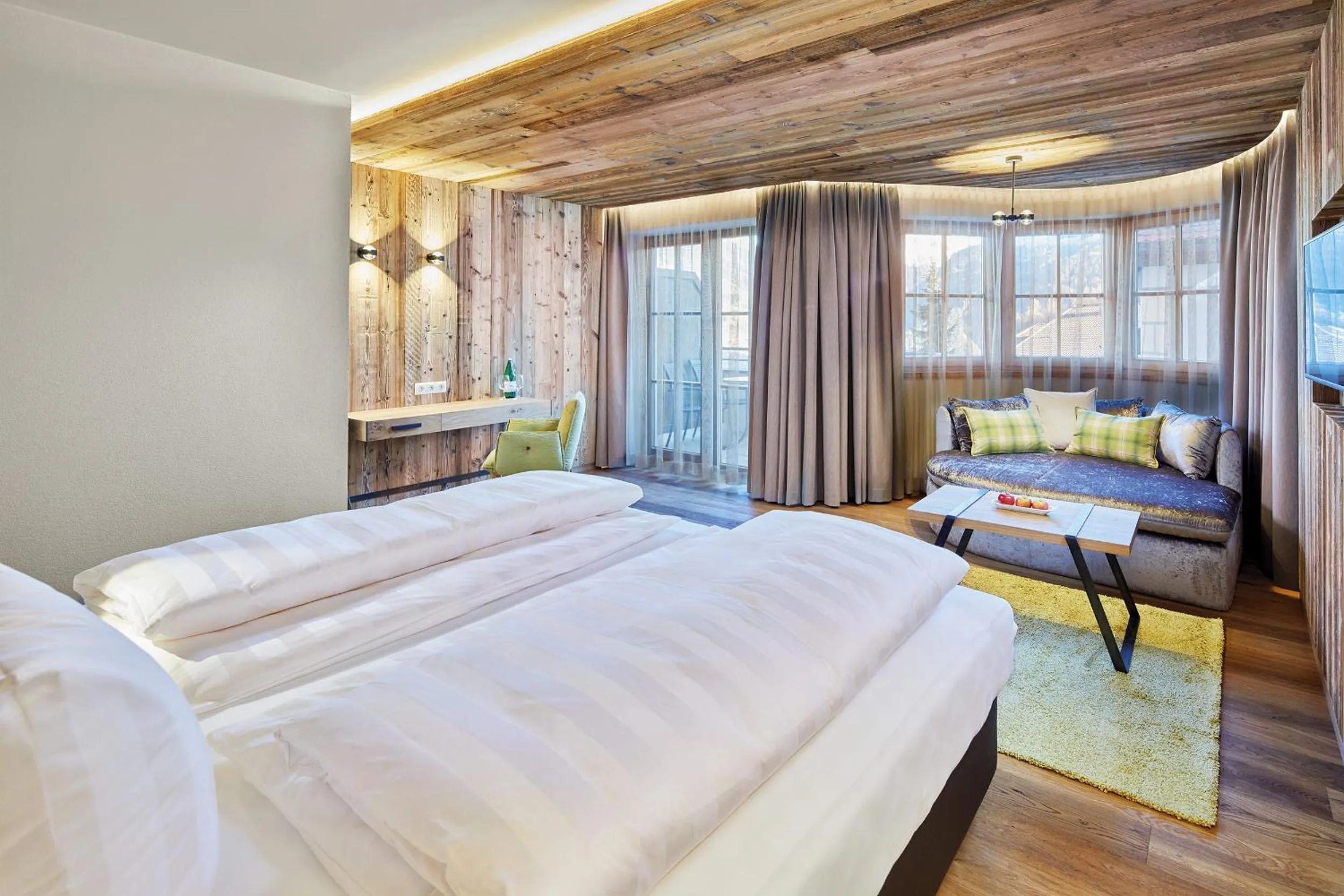 Bedroom, Bed in Alpine Resort Goies Superior