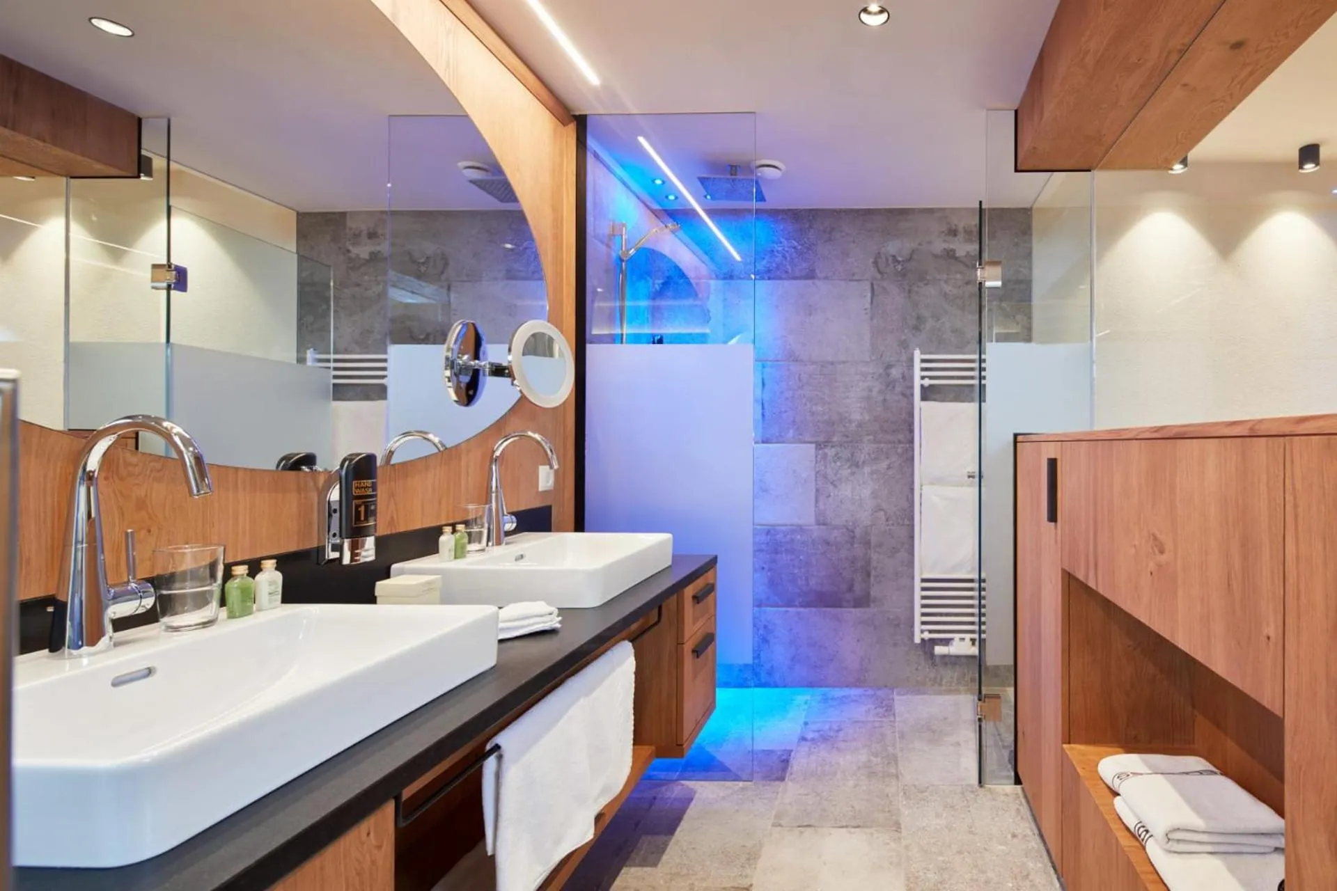 Bathroom in Alpine Resort Goies Superior