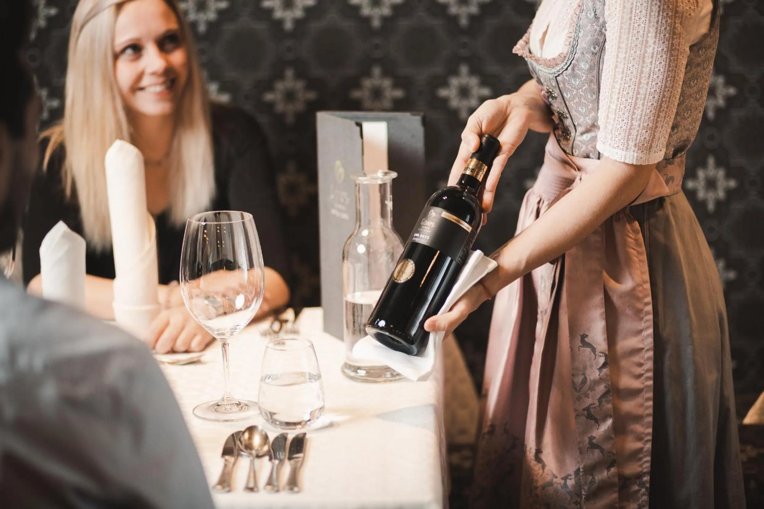 Food and drinks in Alpine Resort Goies Superior