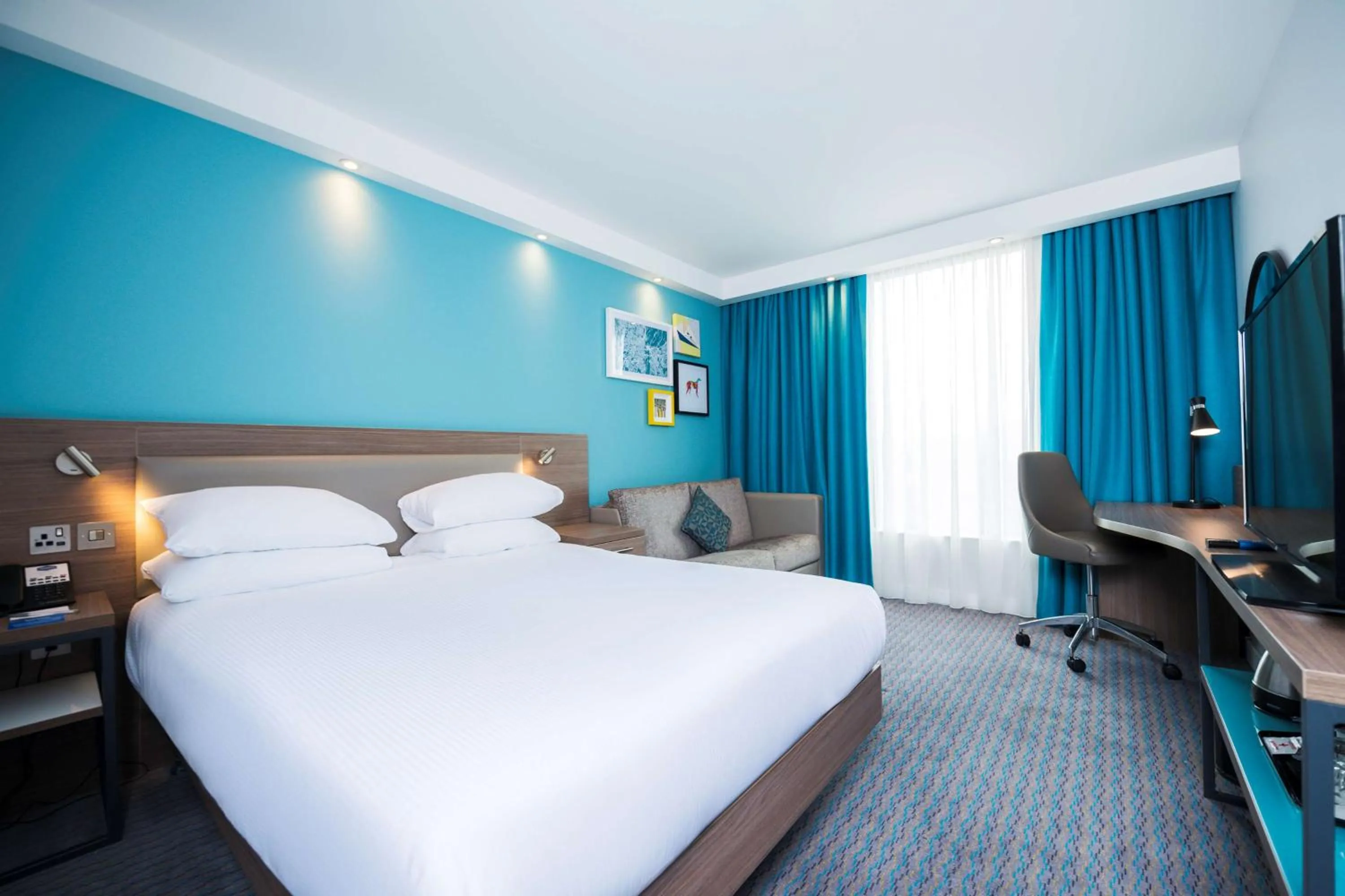 Bed in Hampton By Hilton Belfast City Centre
