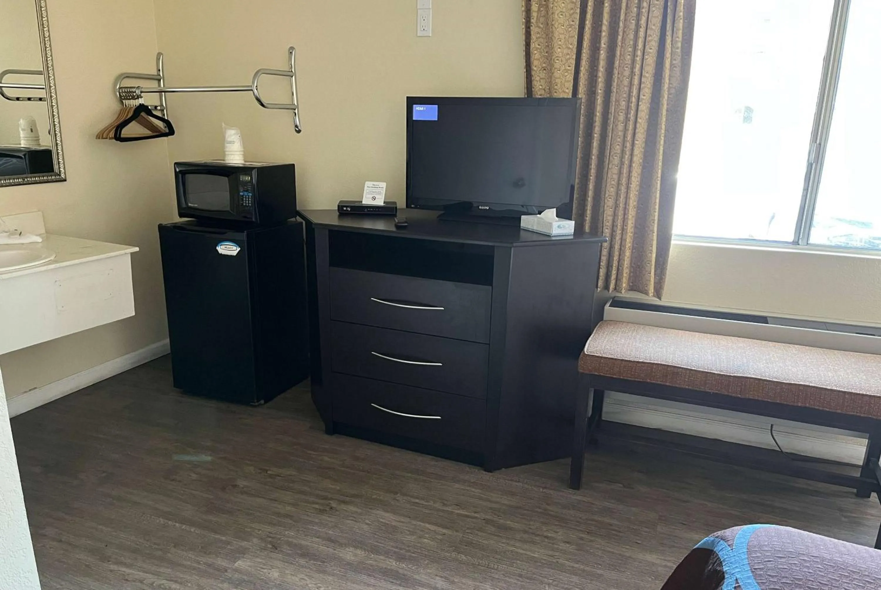 Bed in Super 8 by Wyndham Red Bluff