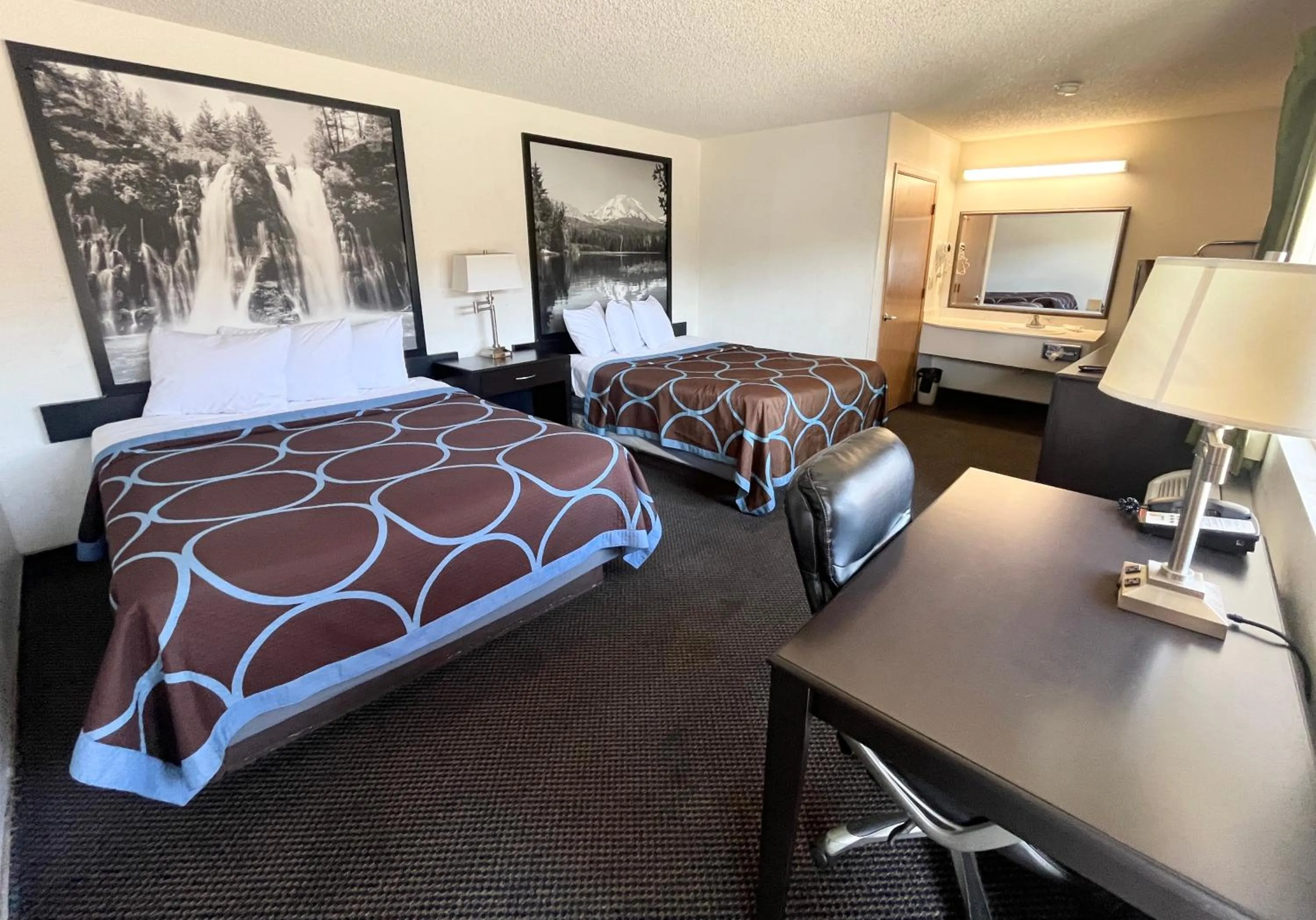 Bed in Super 8 by Wyndham Red Bluff