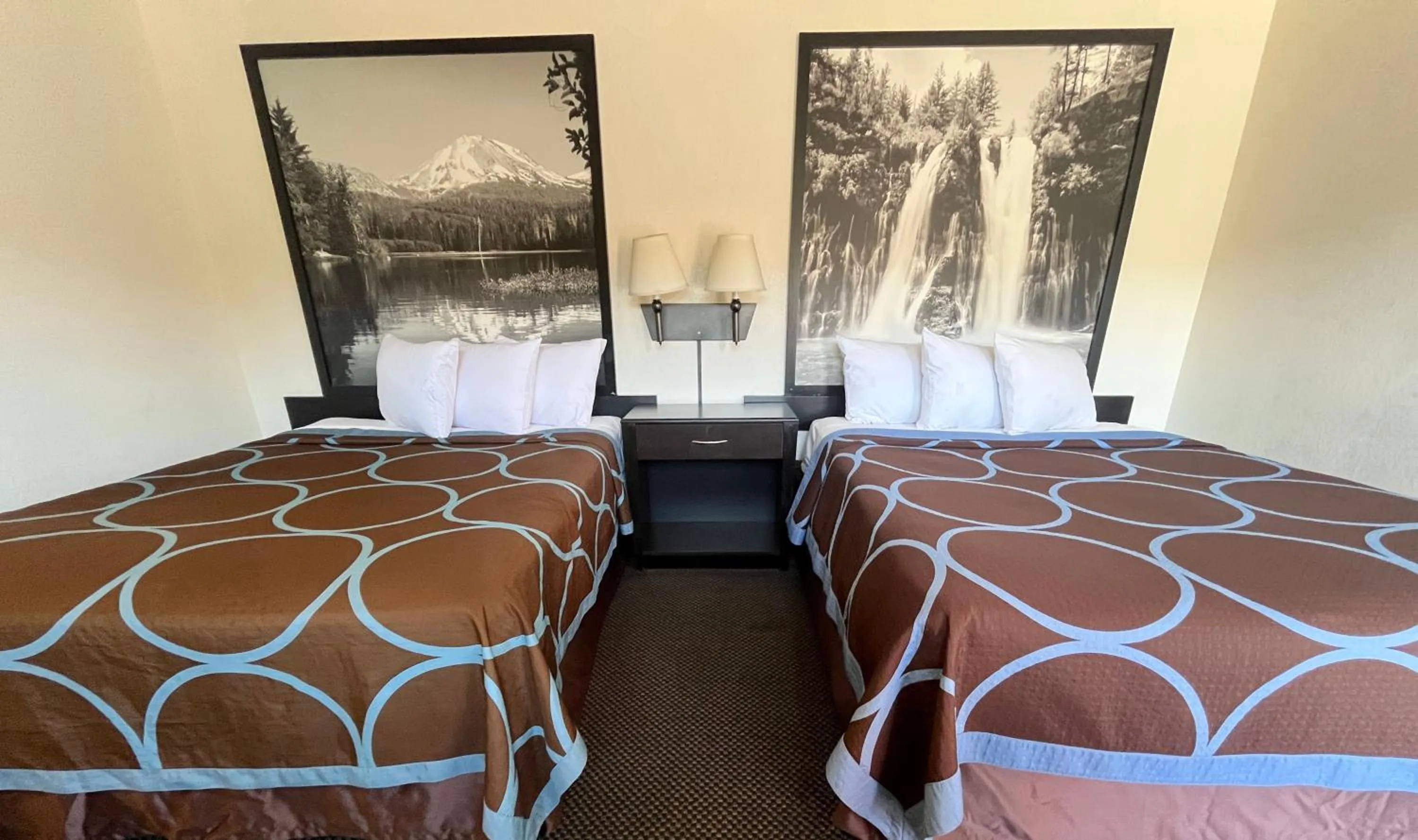 Bed in Super 8 by Wyndham Red Bluff