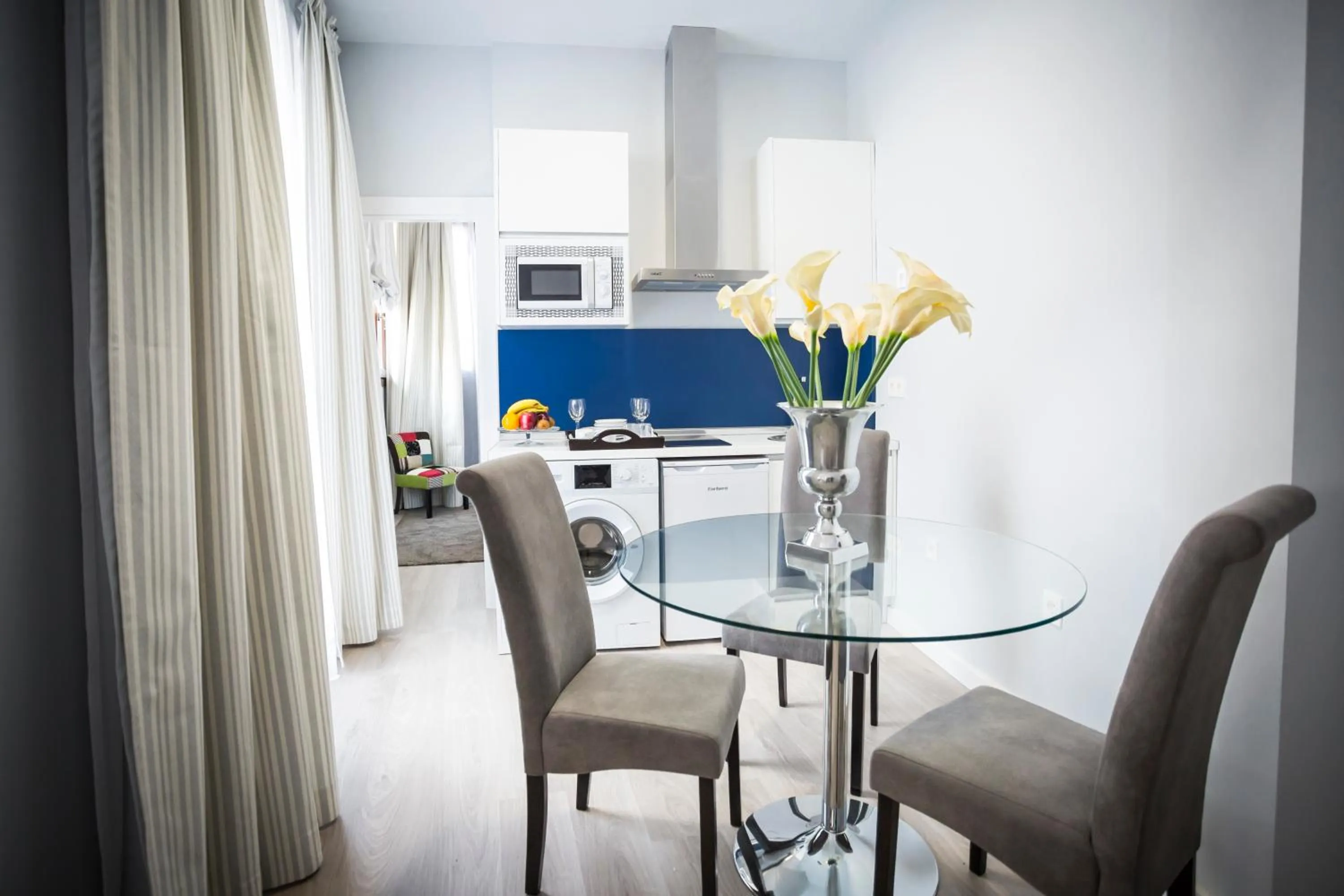 Kitchen or kitchenette in La Casa de la Trinidad Suites