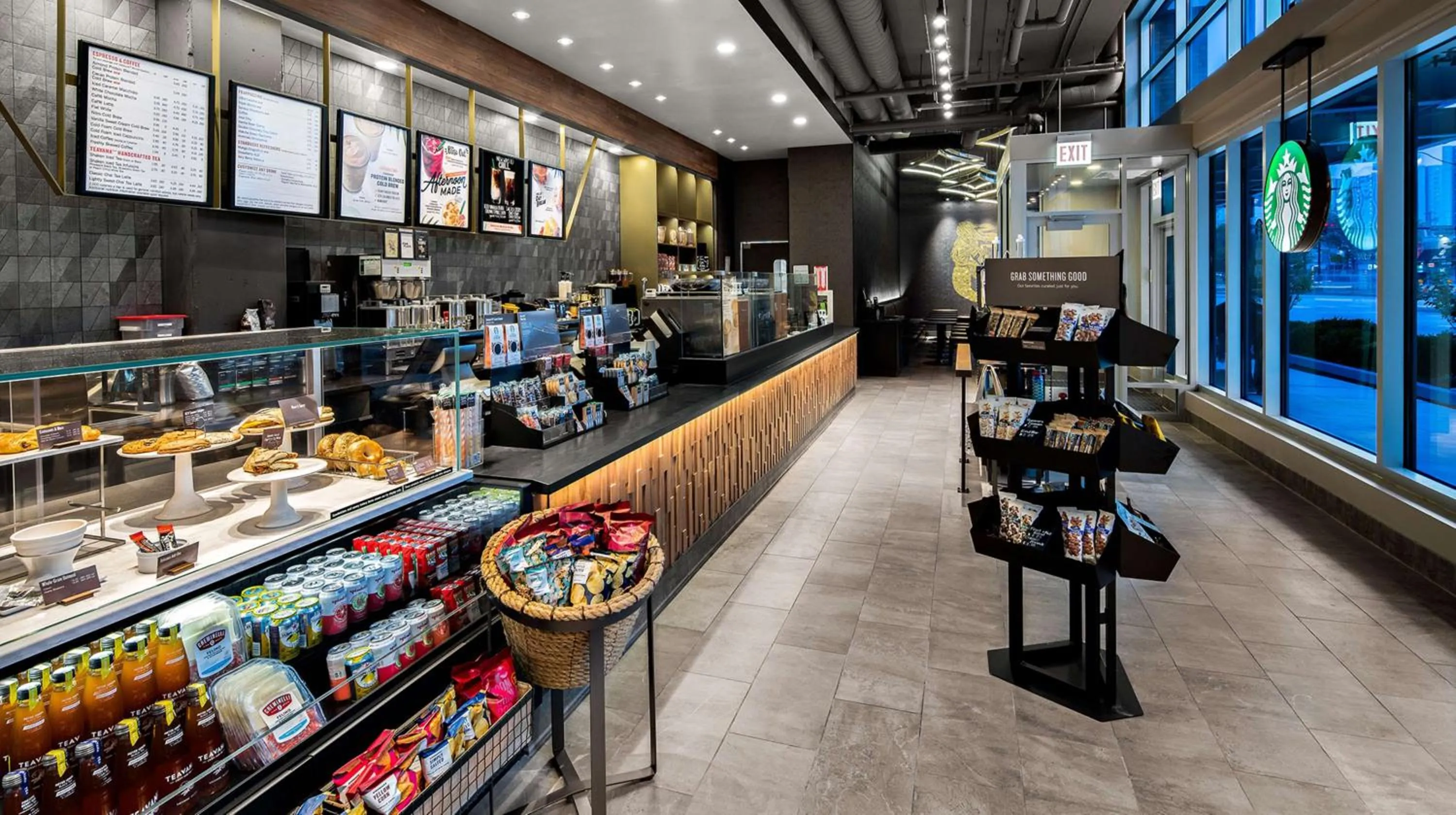 Restaurant/places to eat in Hampton Inn Chicago McCormick Place