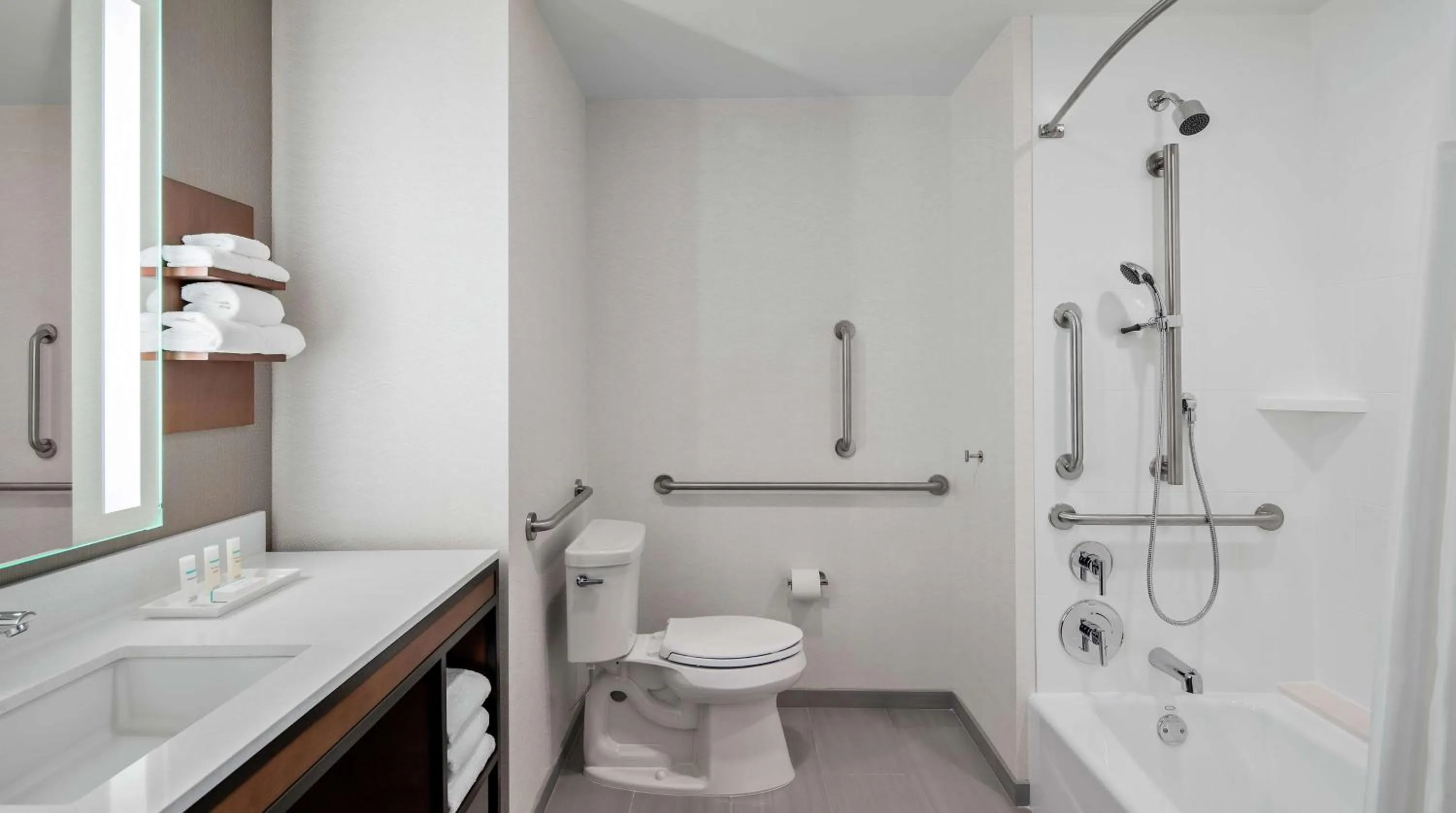 Bathroom in Hilton Garden Inn Chicago McCormick Place