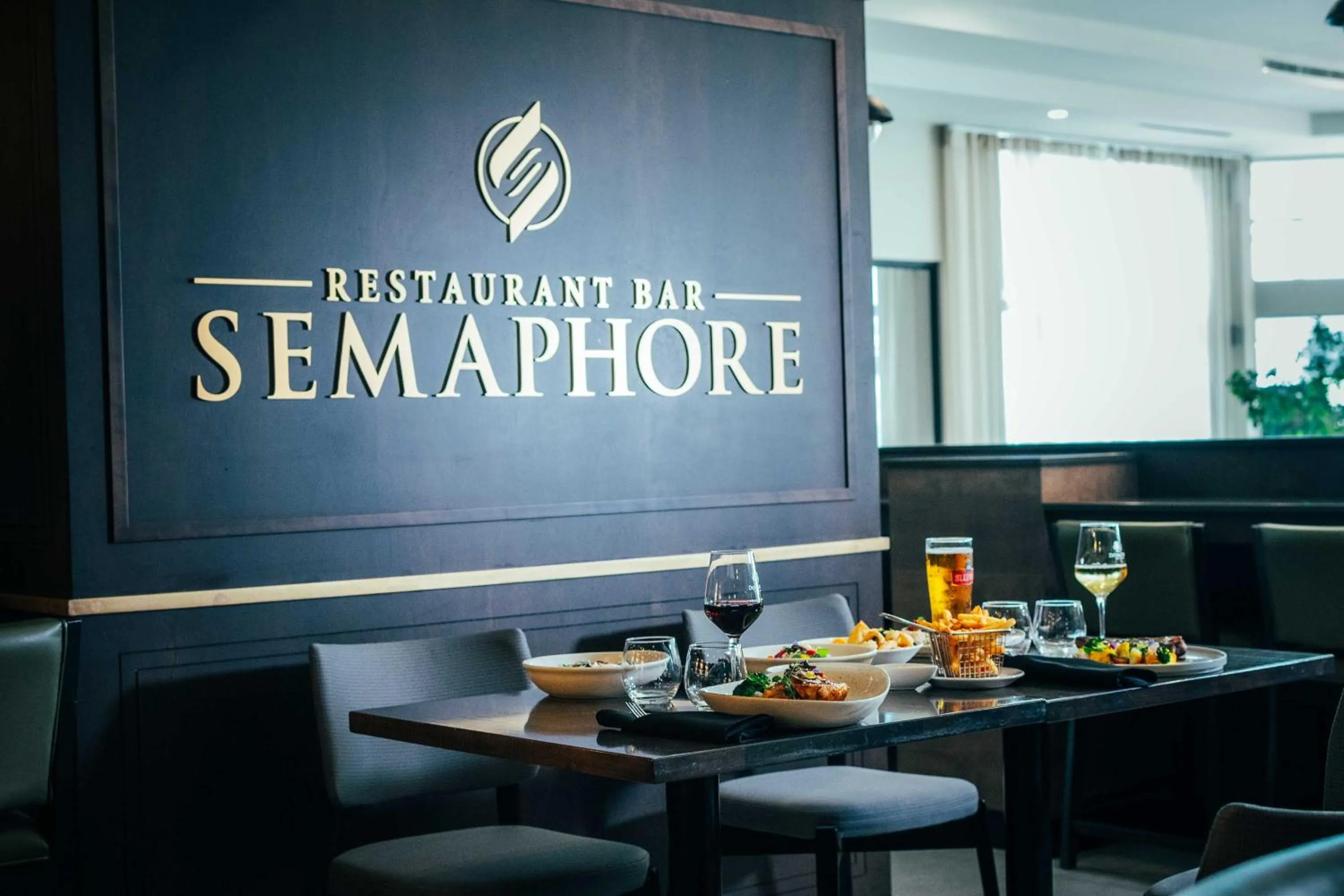 Doubletree By Hilton Montreal Airport