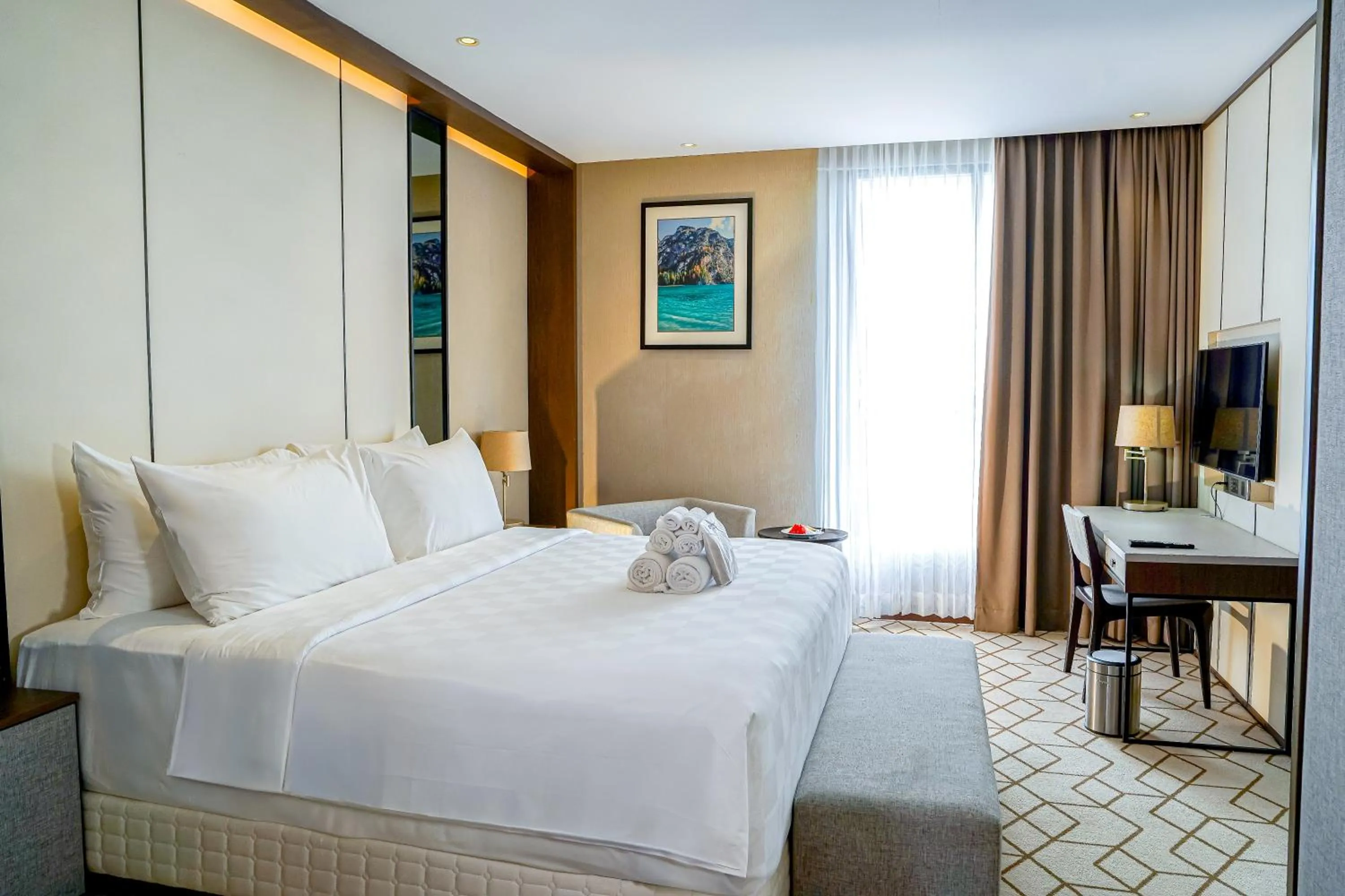 Bedroom, Bed in Wyndham Opi Hotel Palembang