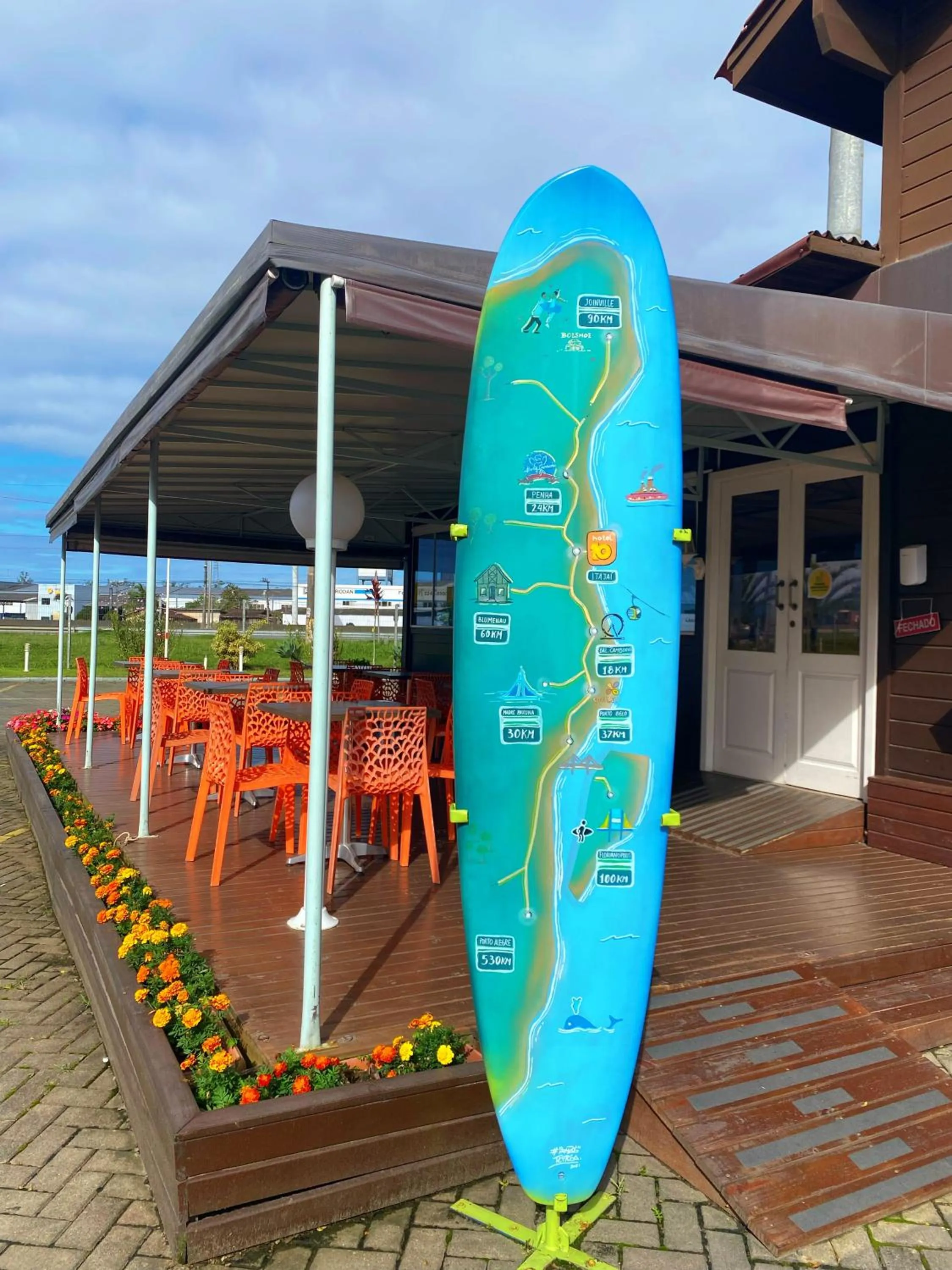 Restaurant/places to eat in Hotel 10 Itajai/Navegantes