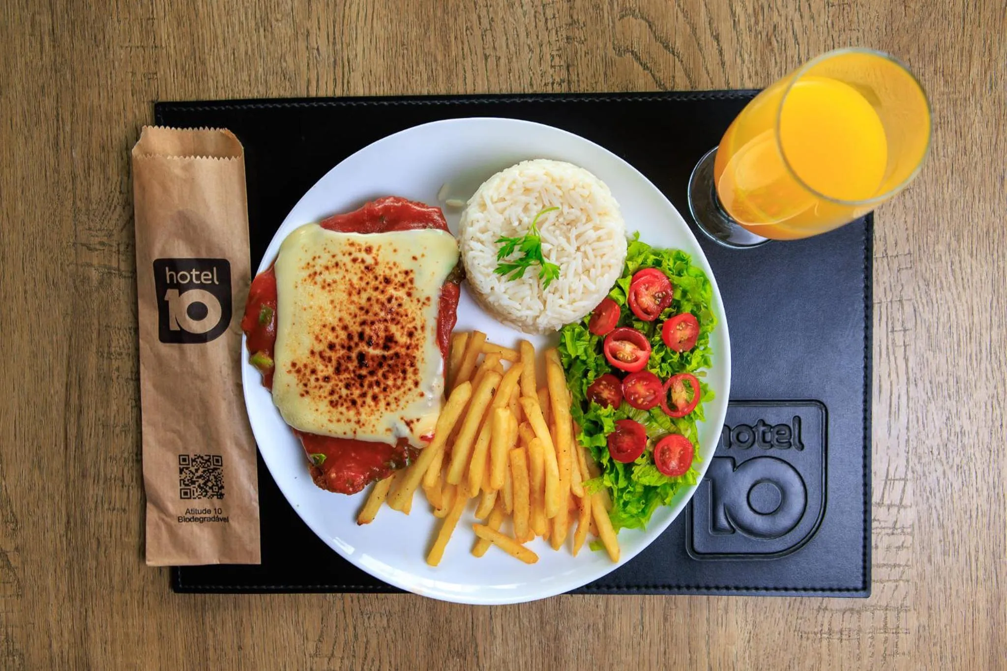 Lunch in Hotel 10 Itajai/Navegantes