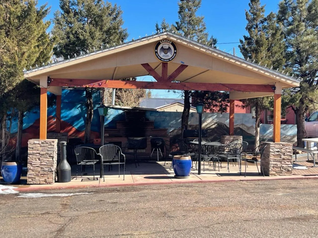 Seating area in Rainbow Lodge and Inn