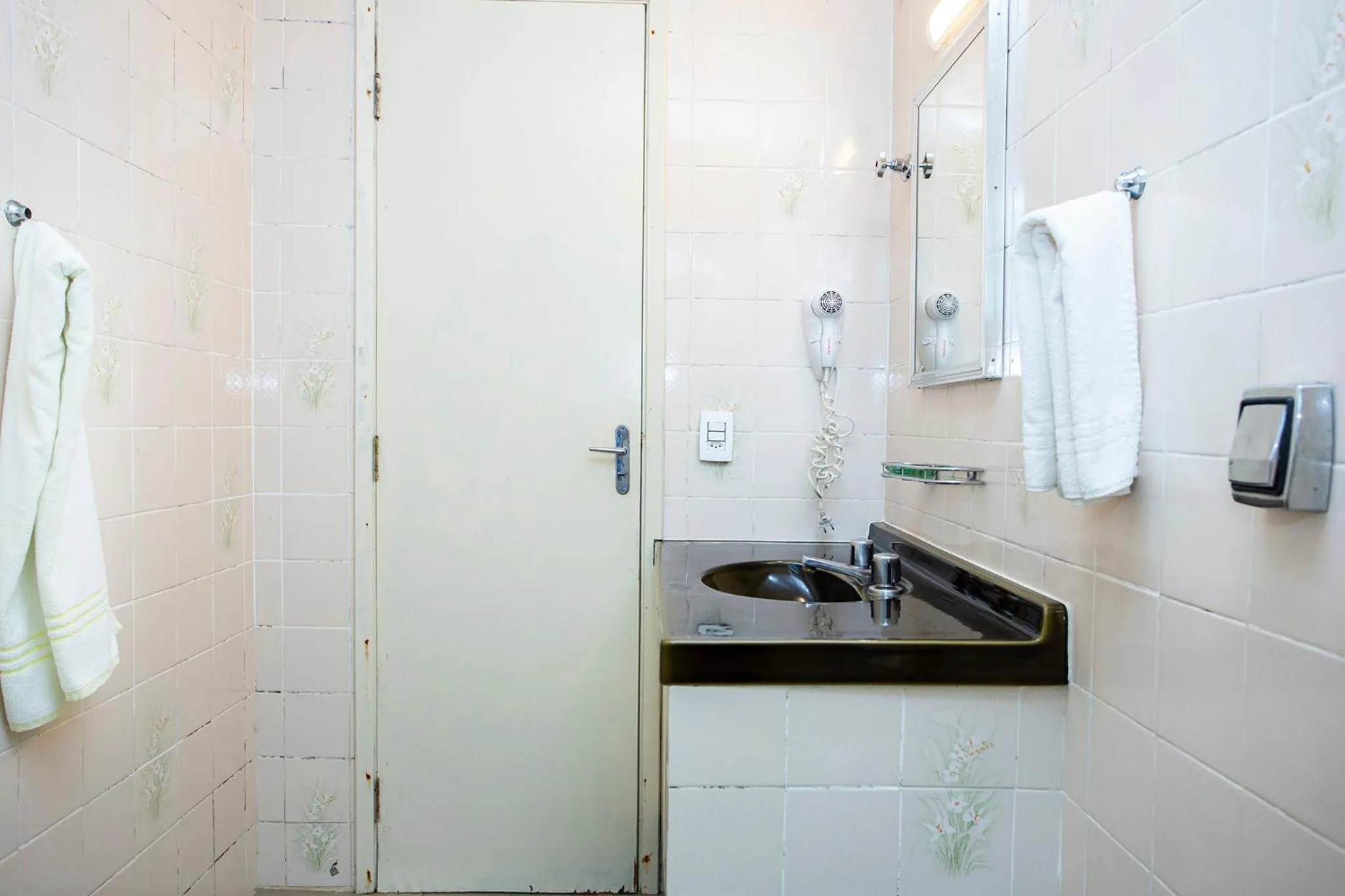 Bathroom in Hotel Saveiros