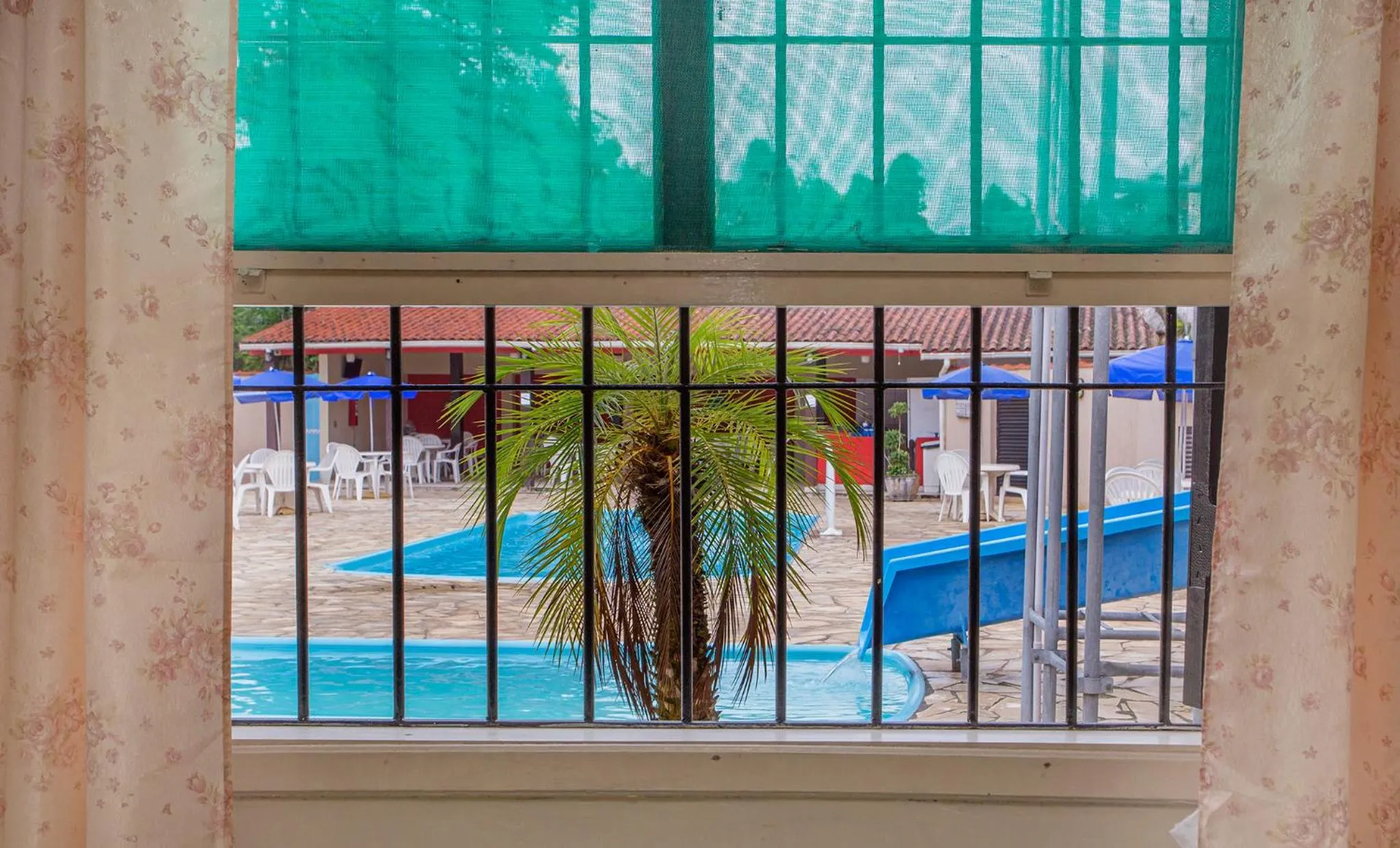 Pool view in Hotel Saveiros