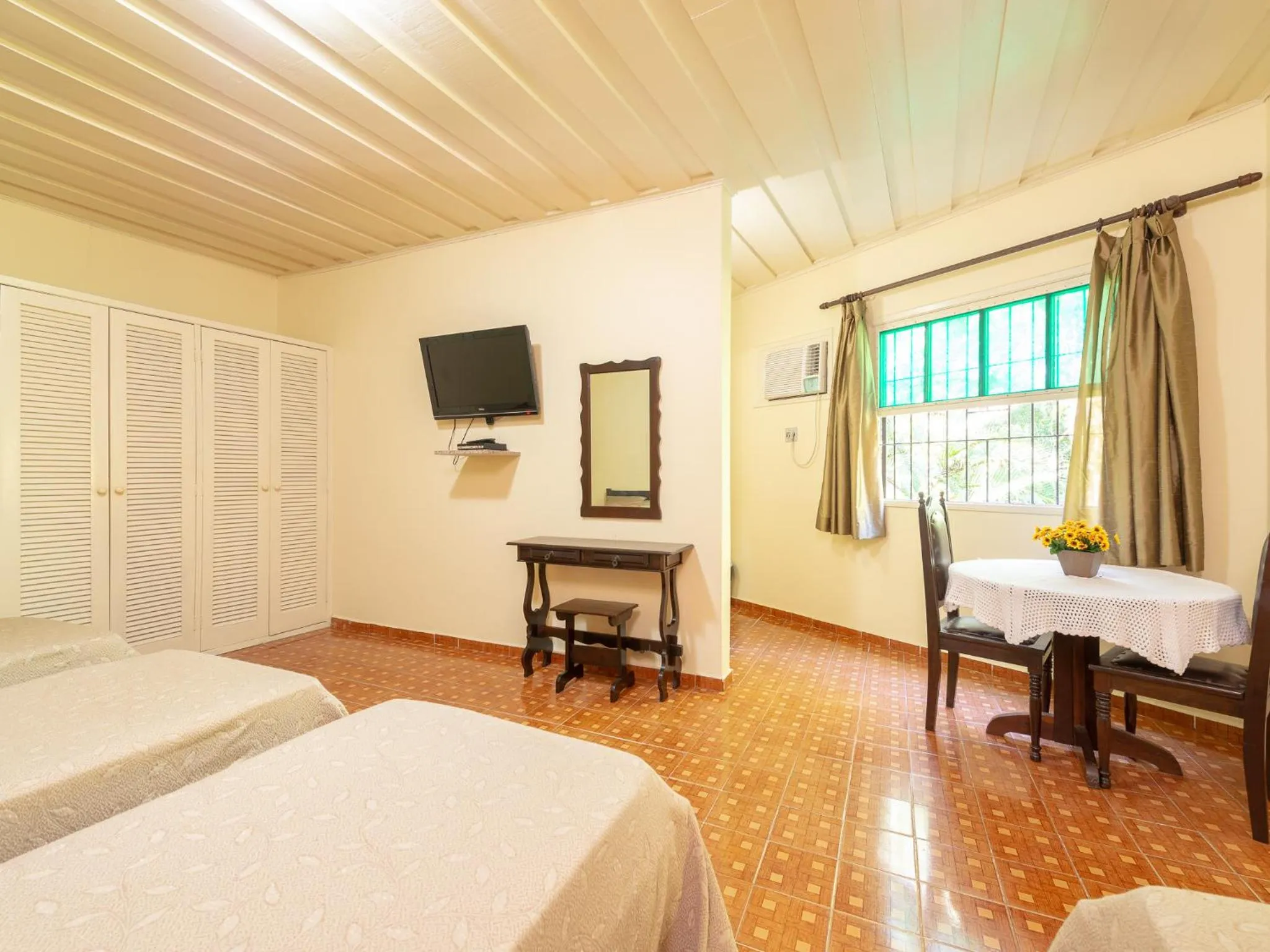 Bed in Hotel Saveiros