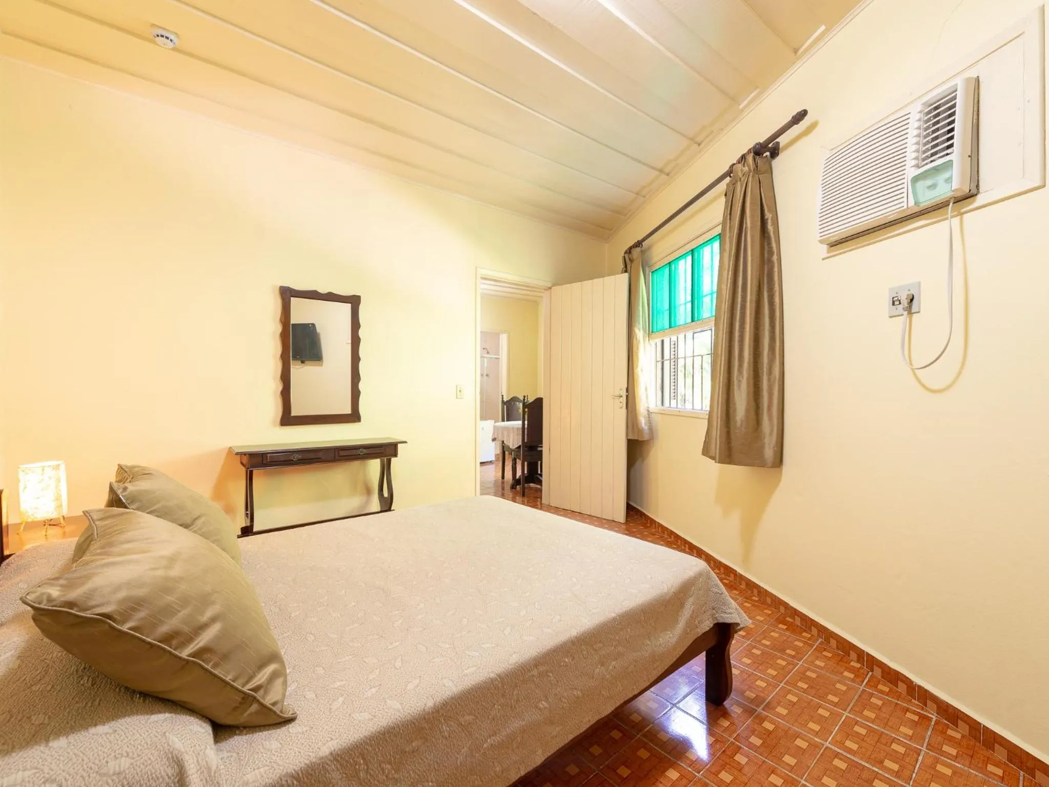 Bed in Hotel Saveiros