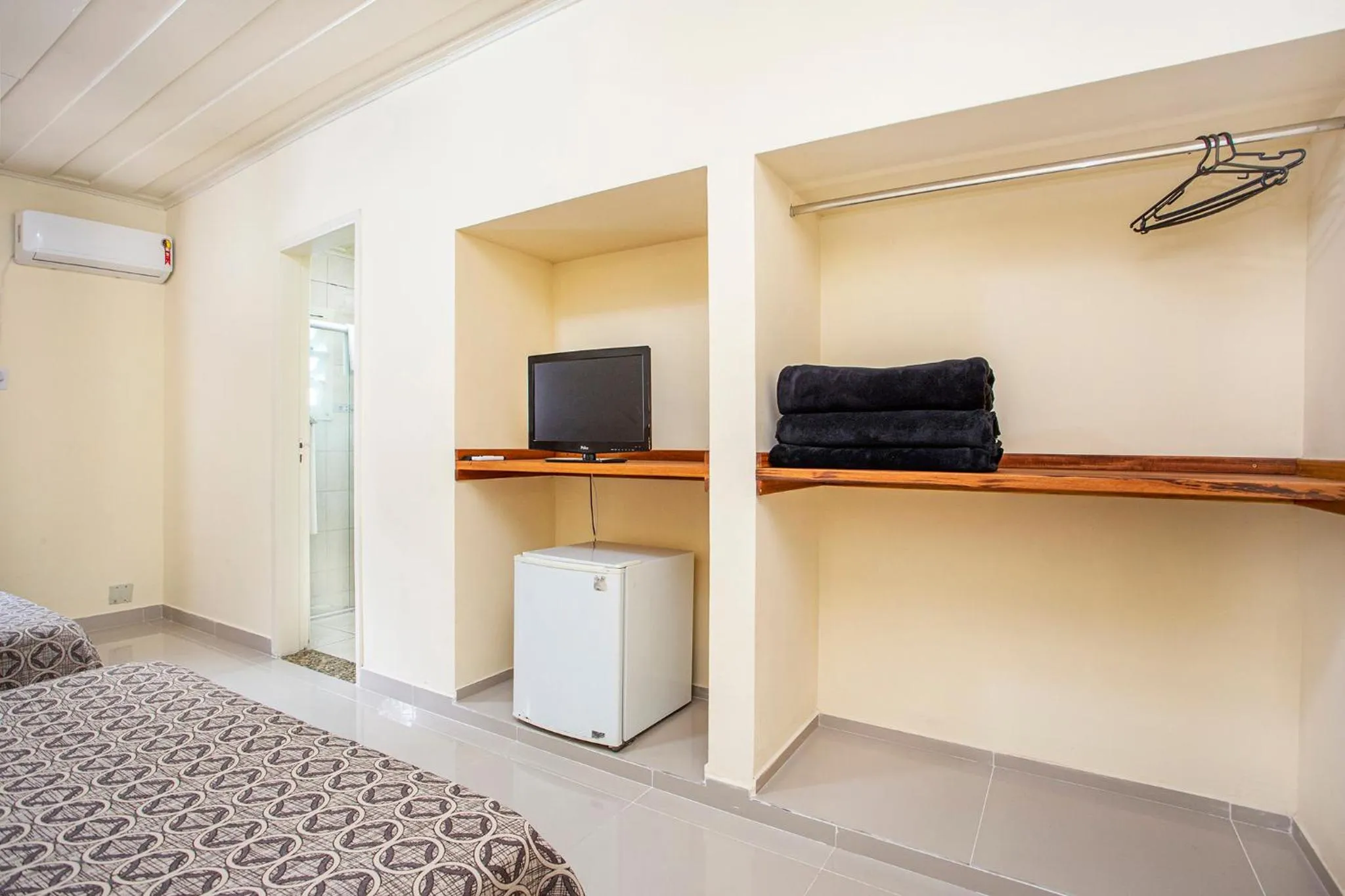 Photo of the whole room, Bed in Hotel Saveiros