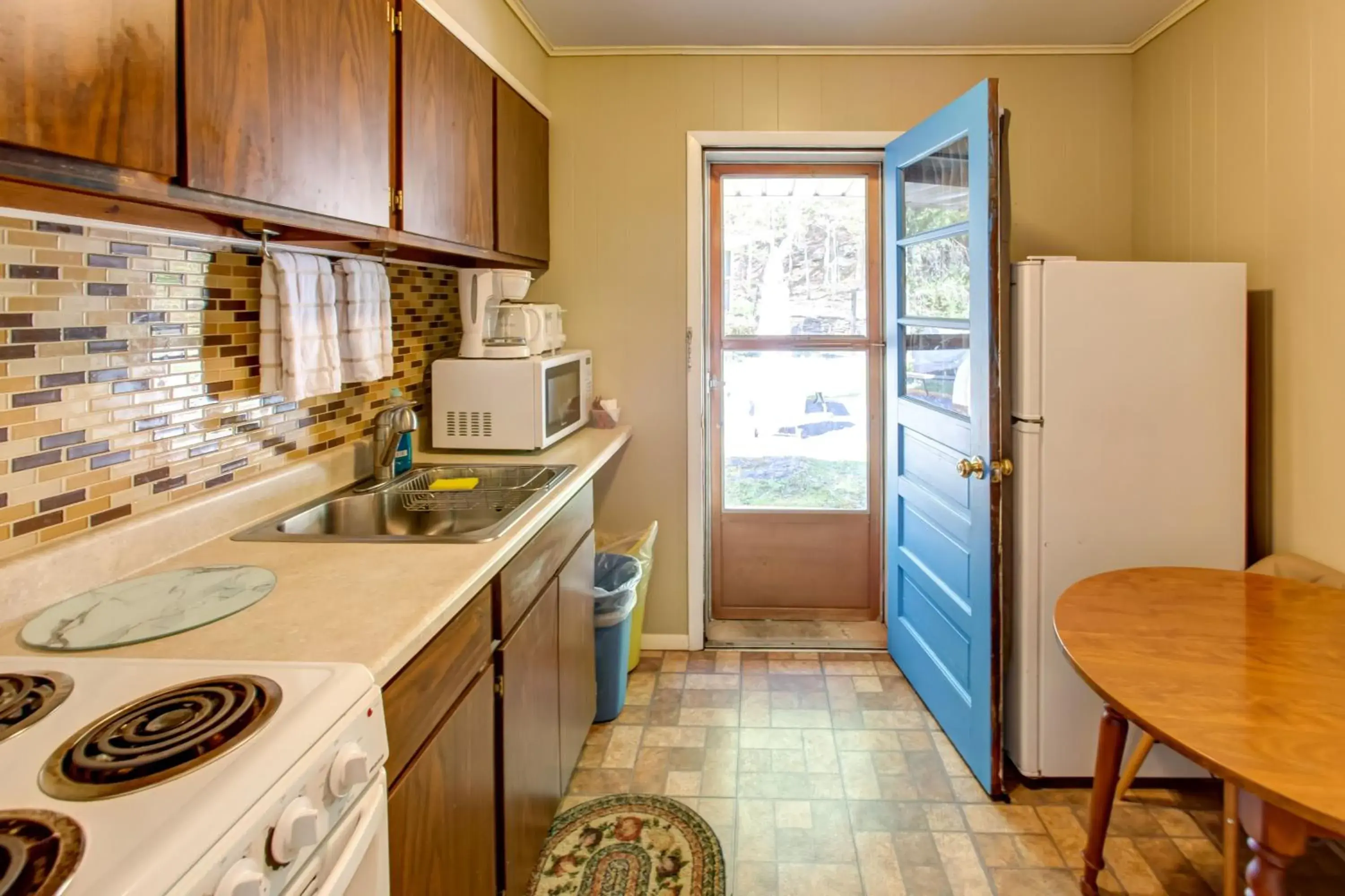 Deluxe King Studio in Starlite Motel & Suites Deluxe King Studio in Starlite Motel & Suites