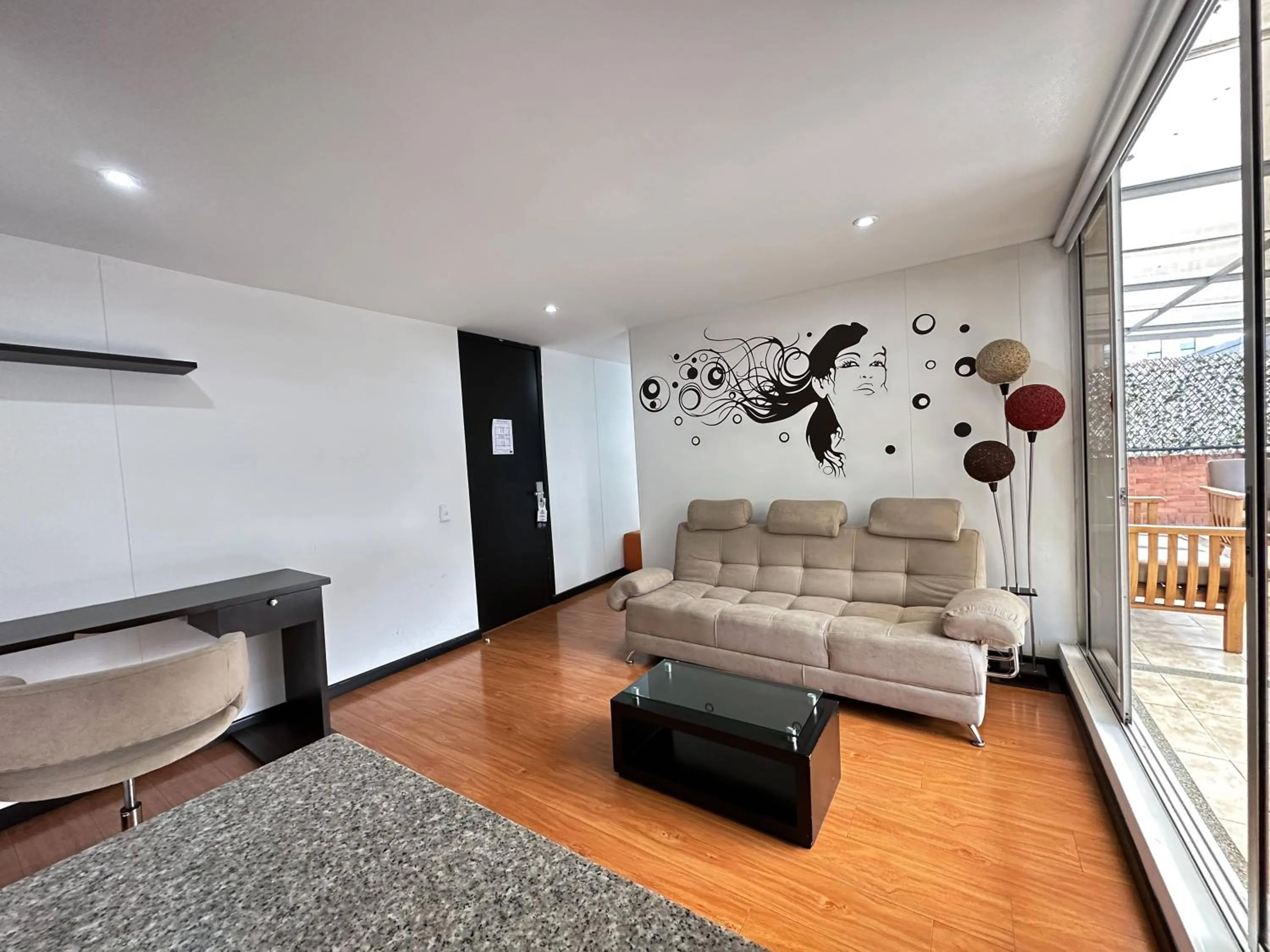 Living room in Hotel Regency Suites La Feria