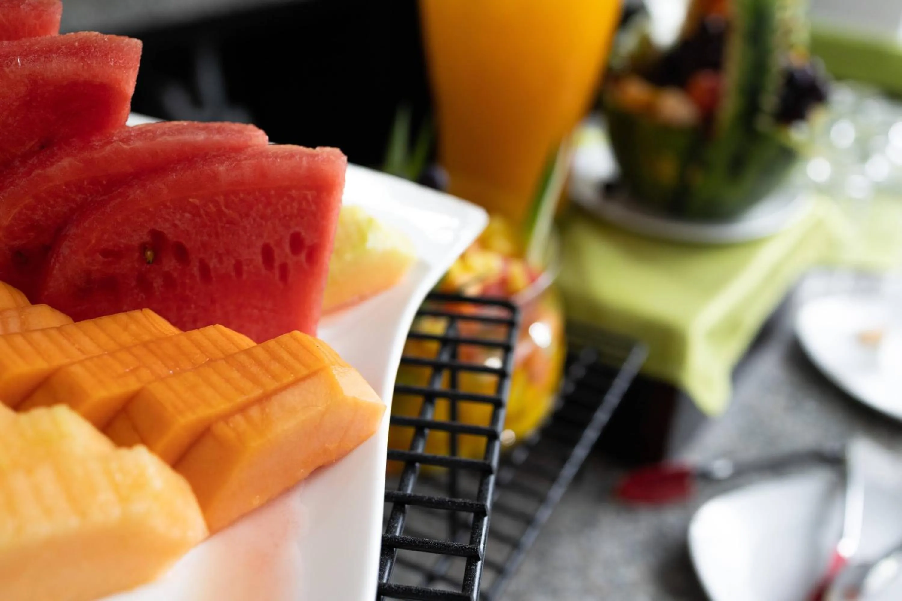 Breakfast in Hotel Regency Suites La Feria