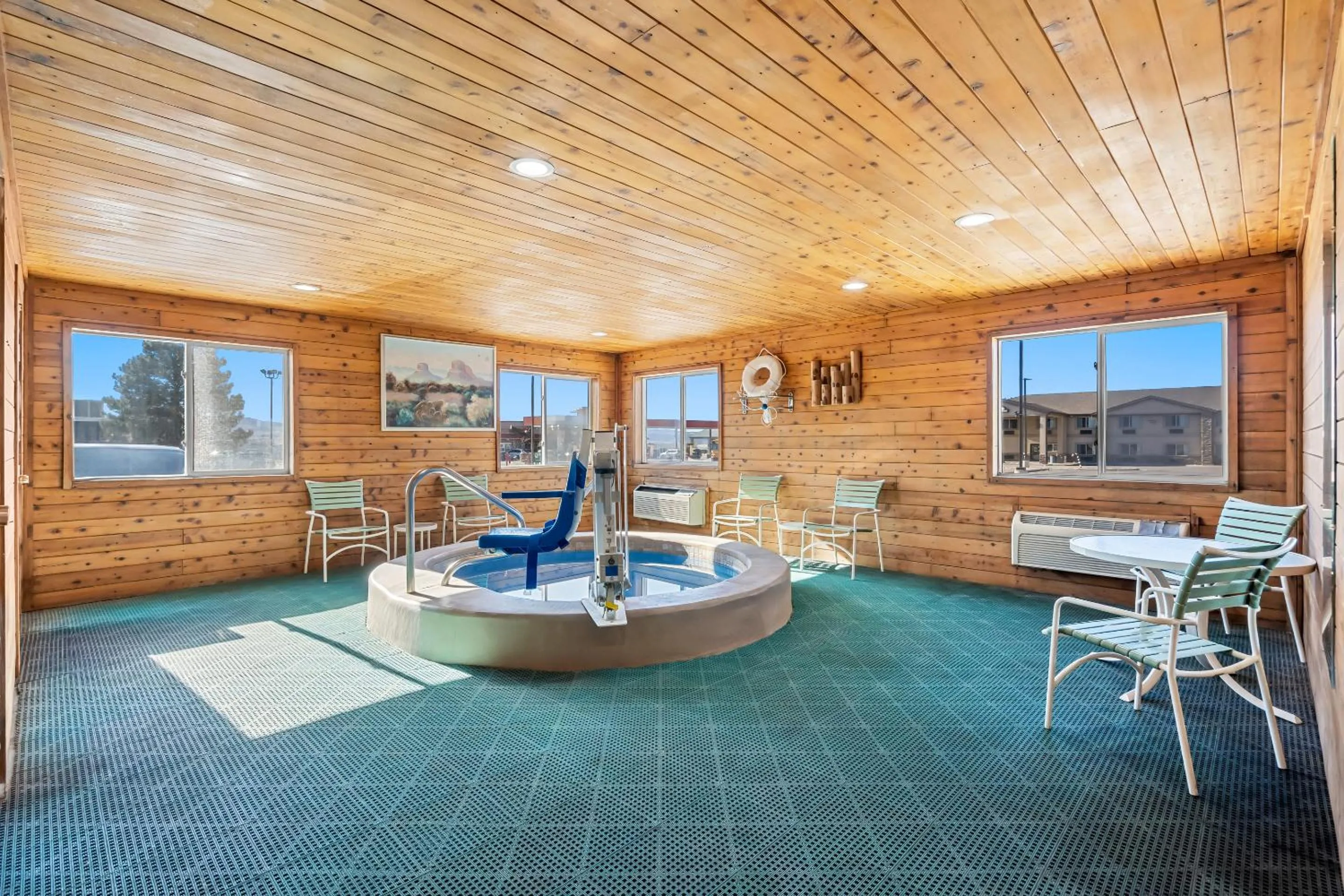 Hot Tub in Quality Inn Beaver I-15