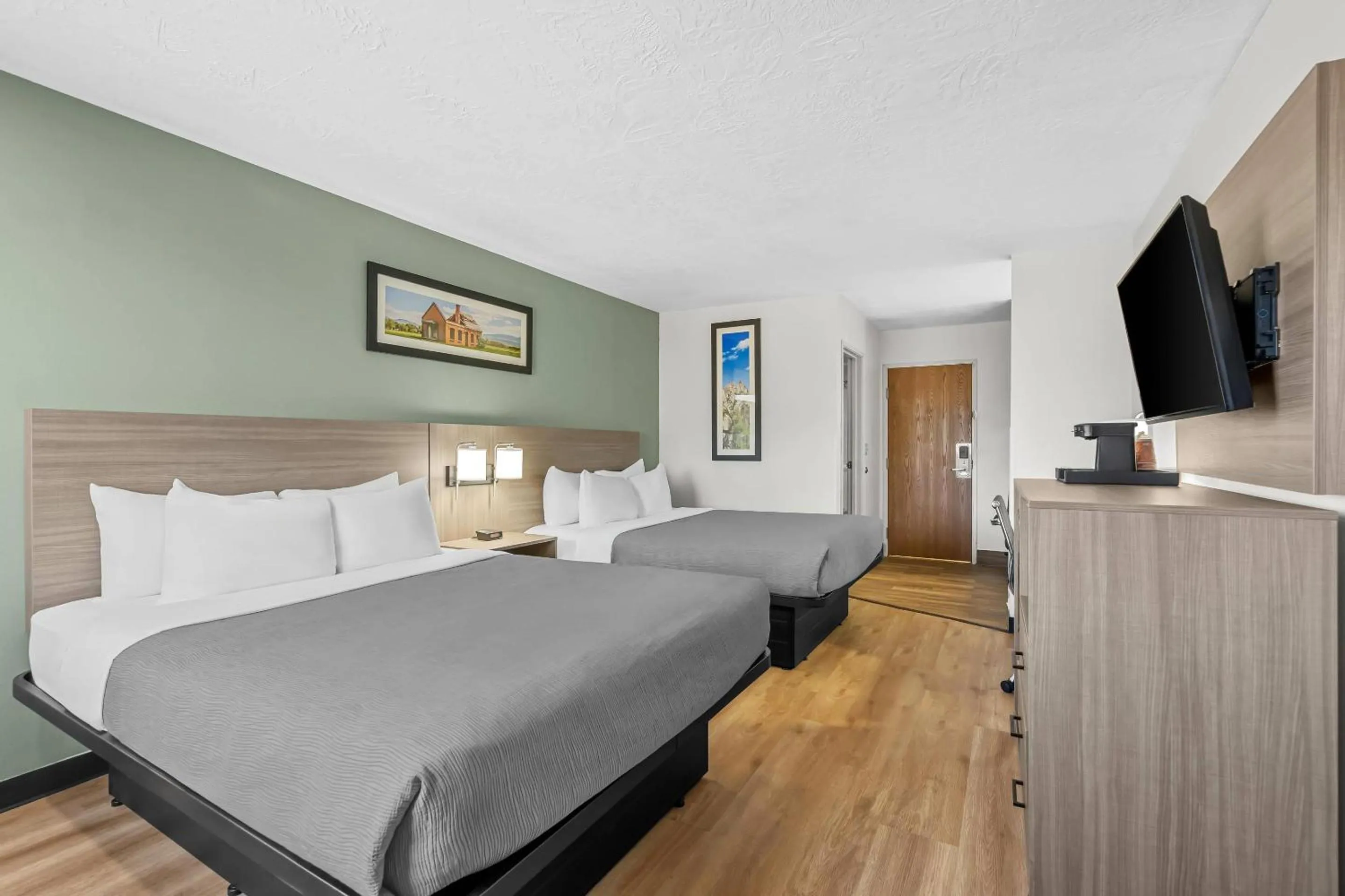 Bedroom, Bed in Quality Inn Beaver I-15