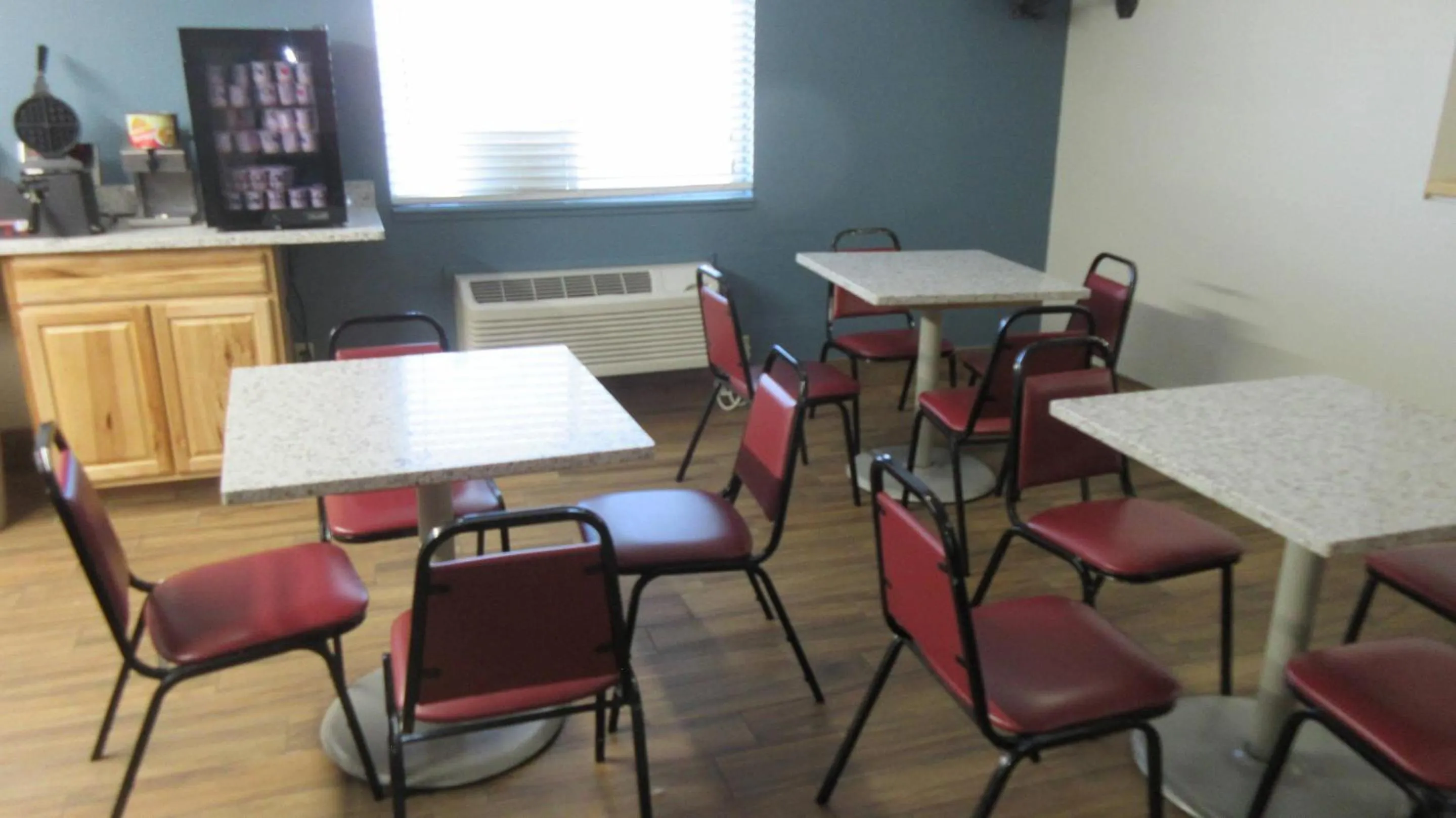 Breakfast in Quality Inn Beaver I-15