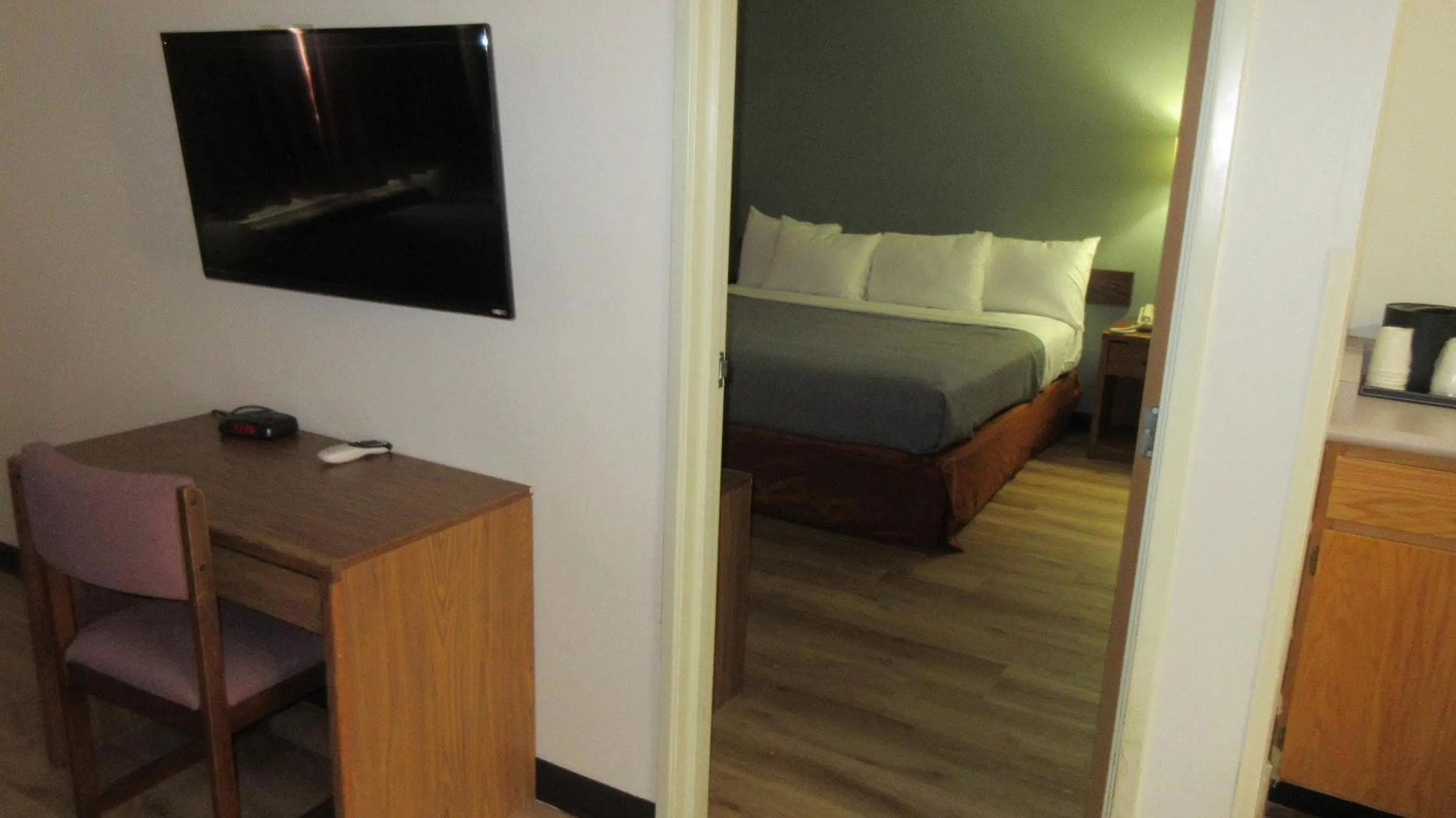 Bedroom, Bed in Quality Inn Beaver I-15