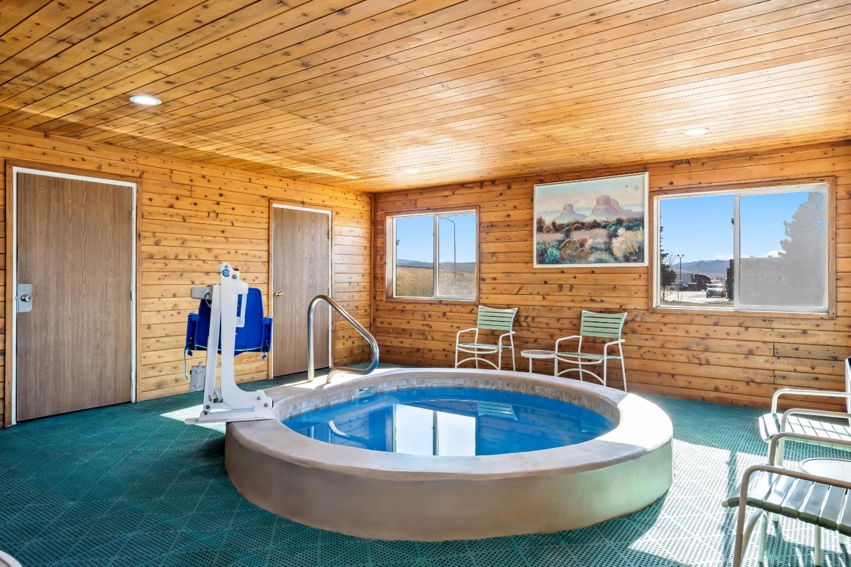 Hot Tub in Quality Inn Beaver I-15