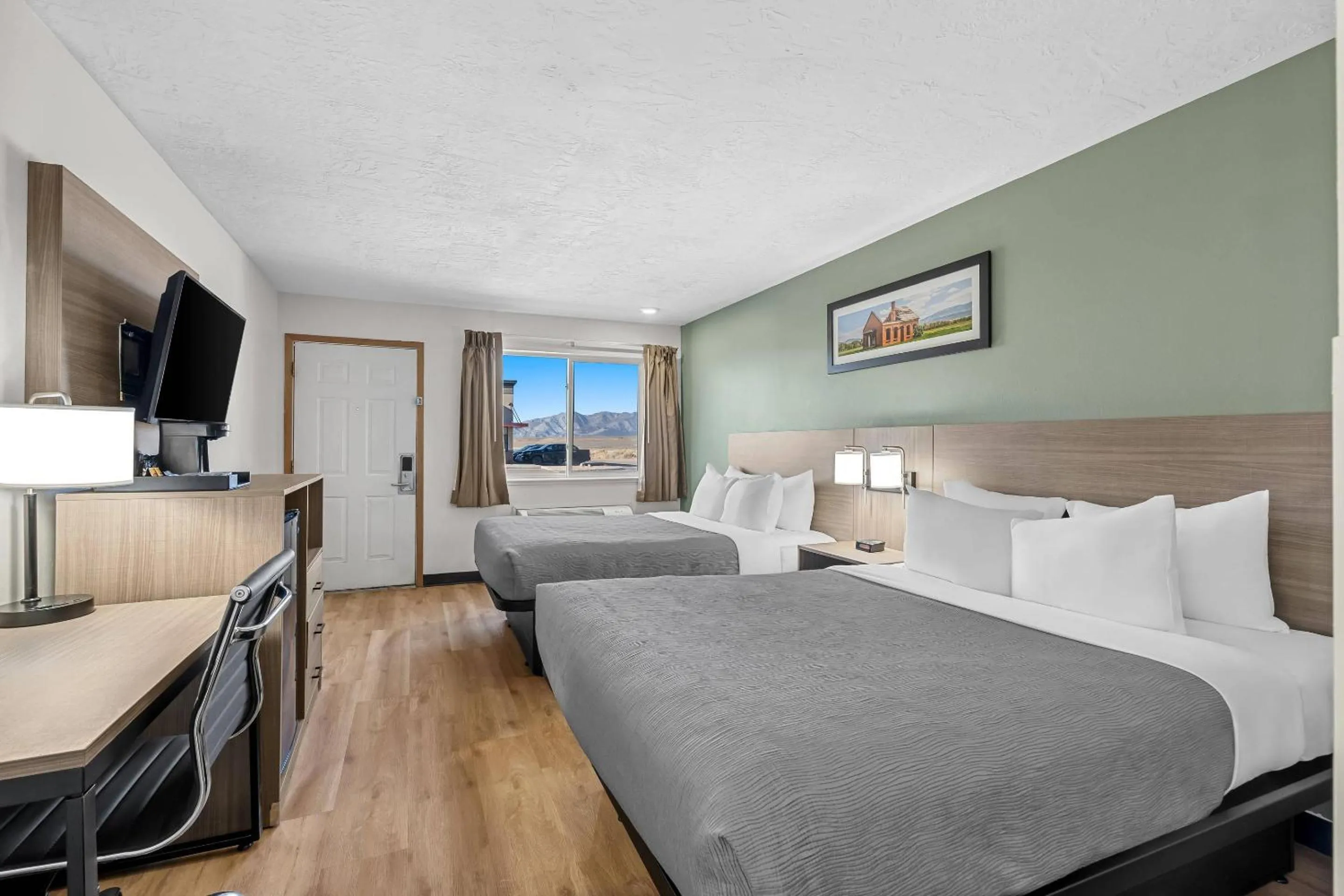 Bedroom, Bed in Quality Inn Beaver I-15