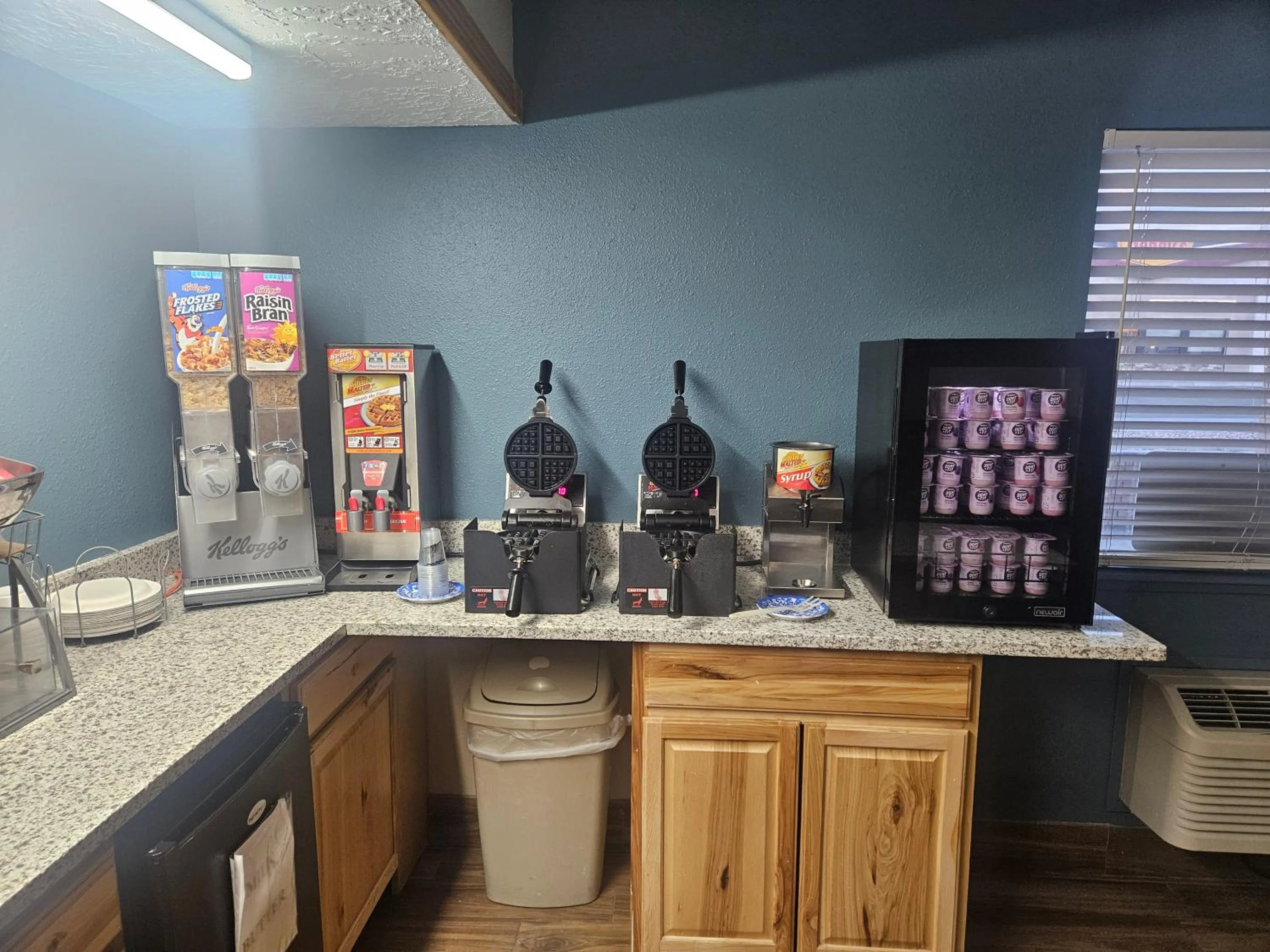 Continental breakfast in Quality Inn Beaver I-15