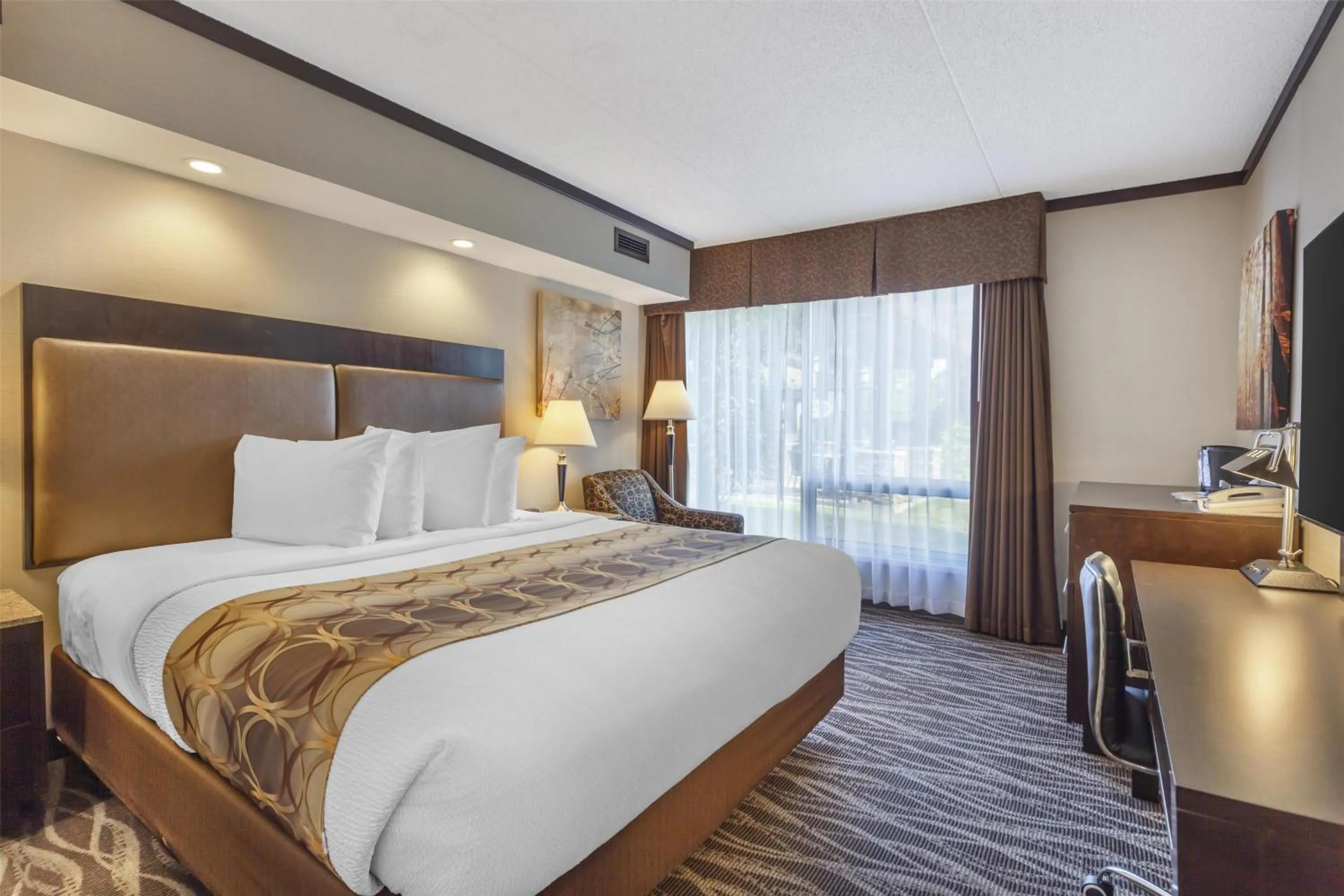 Bedroom, Bed in Best Western Wayside Inn