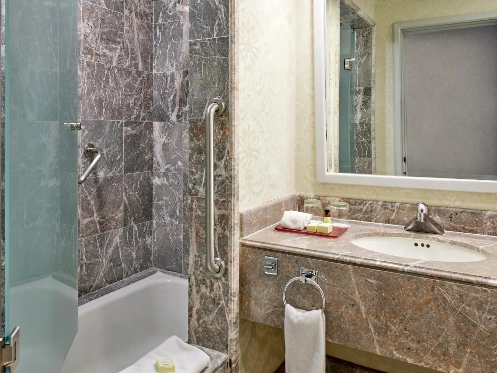 Double Room with Two Double Beds in Fiesta Americana Aguascalientes Double Room with Two Double Beds in Fiesta Americana Aguascalientes