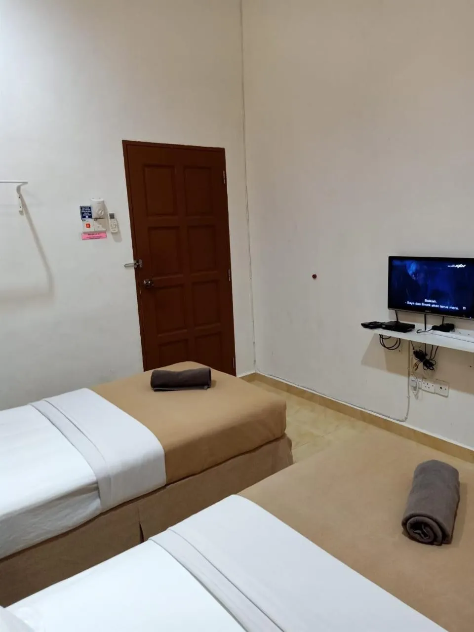 Bed in ANGGERIK IMPIAN HOTEL -Best for Travellers at Kuala Berang