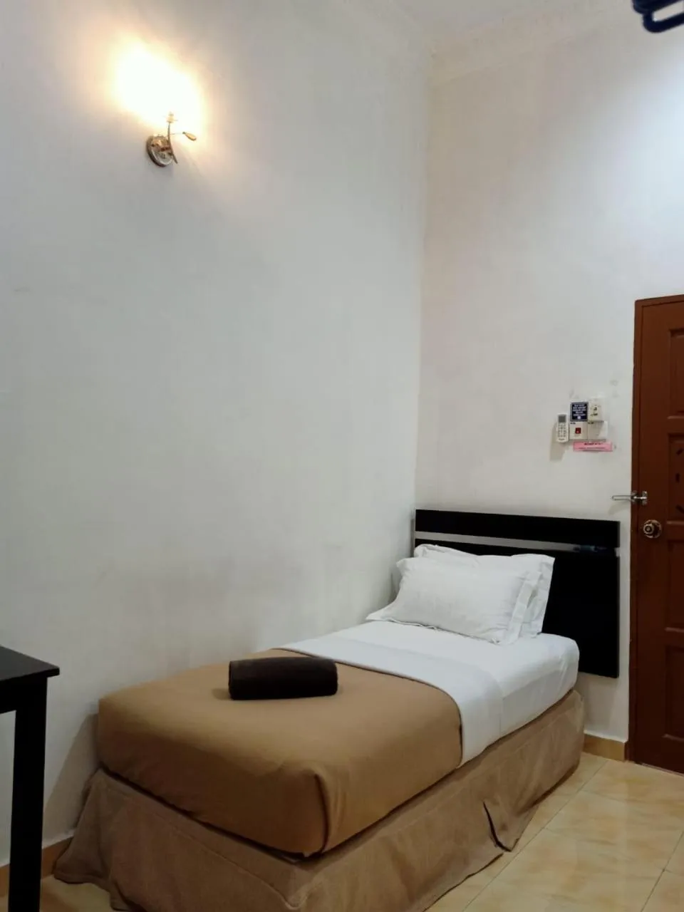 Bed in ANGGERIK IMPIAN HOTEL -Best for Travellers at Kuala Berang