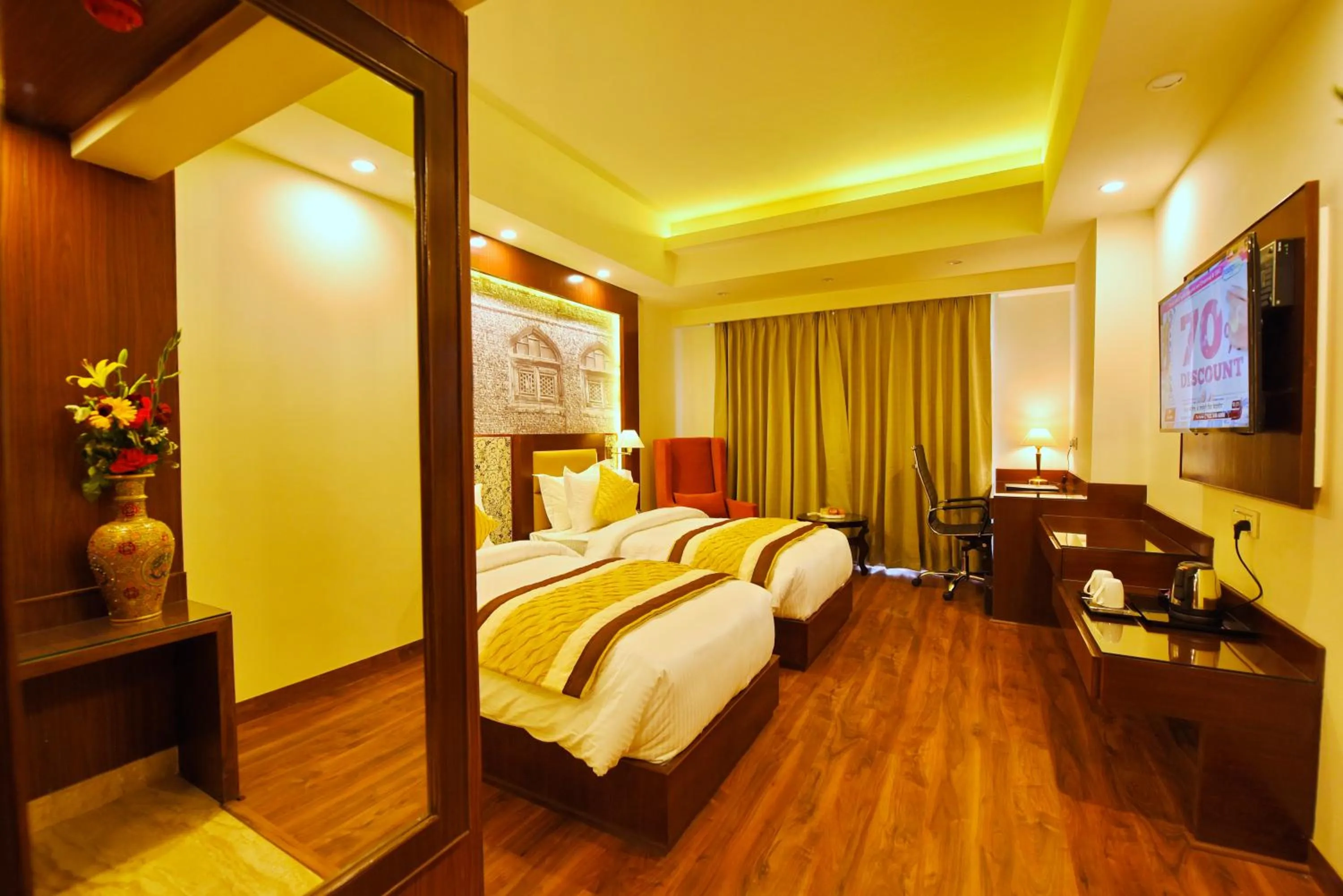 Bed in Regenta Central Srinagar, Rajbagh