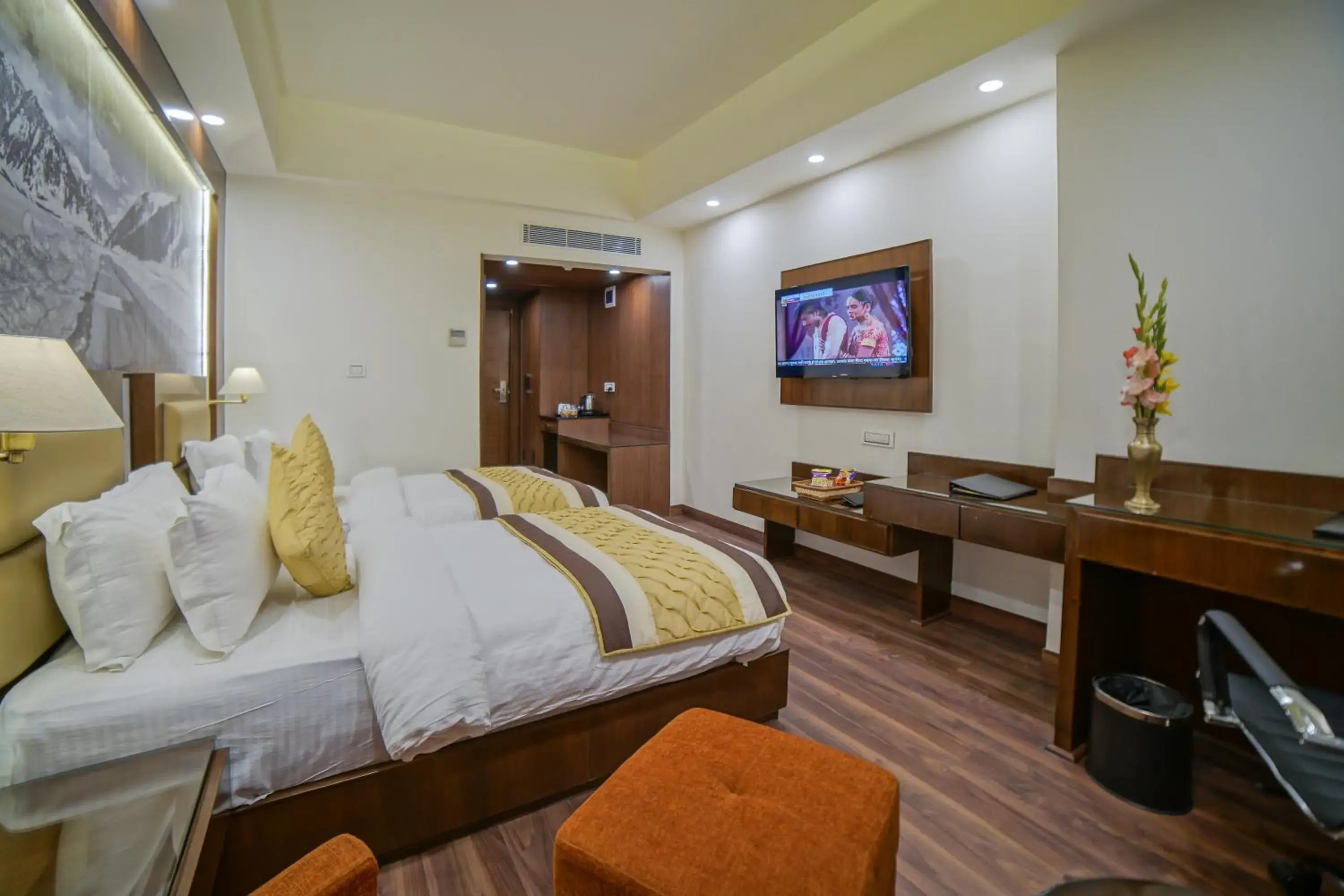 Deluxe Double Room - single occupancy in Regenta Central Srinagar, Rajbagh Deluxe Double Room - single occupancy in Regenta Central Srinagar, Rajbagh