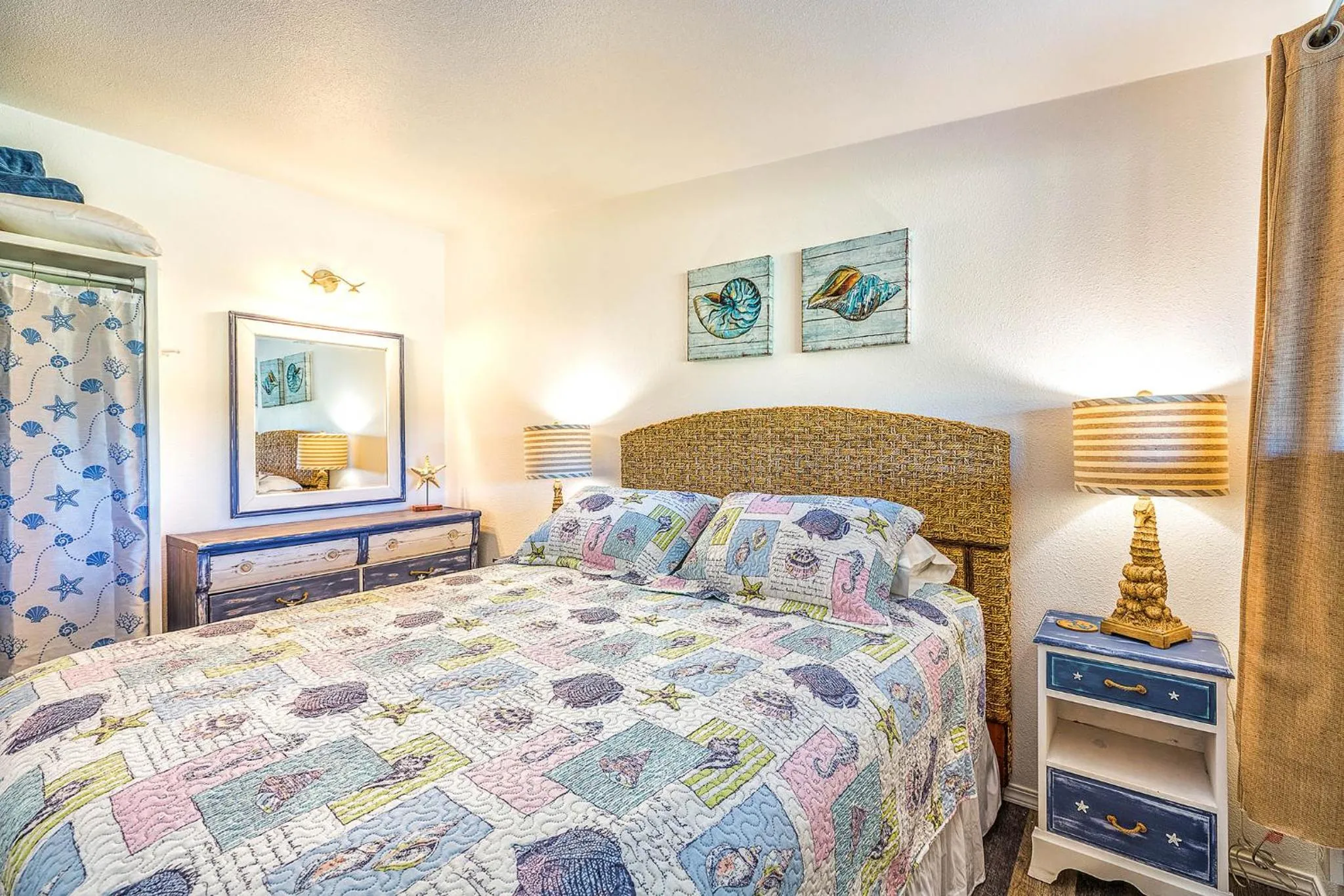 Bed in Sandy Days Condo