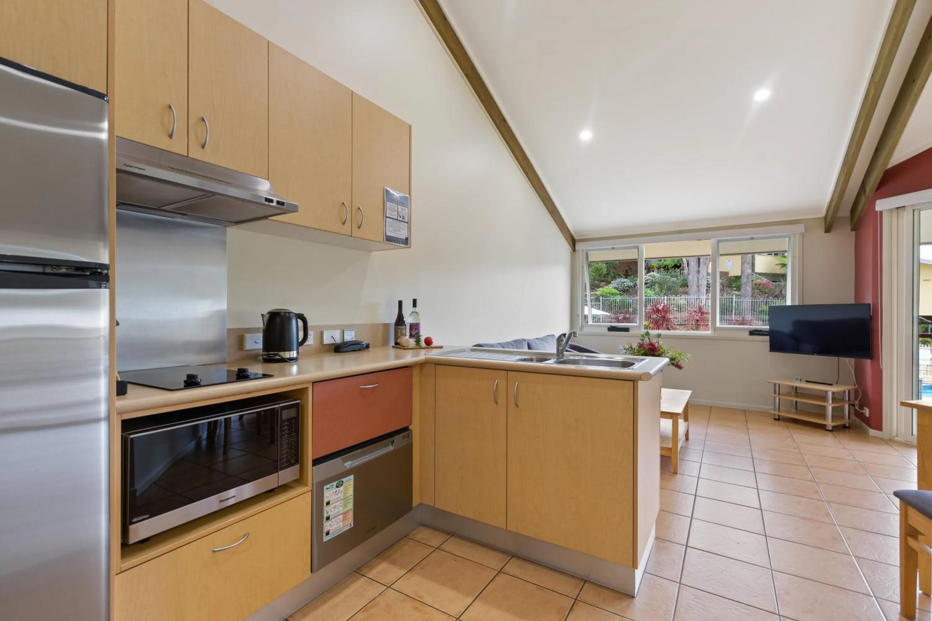 Tathra Beach House Holiday Apartments