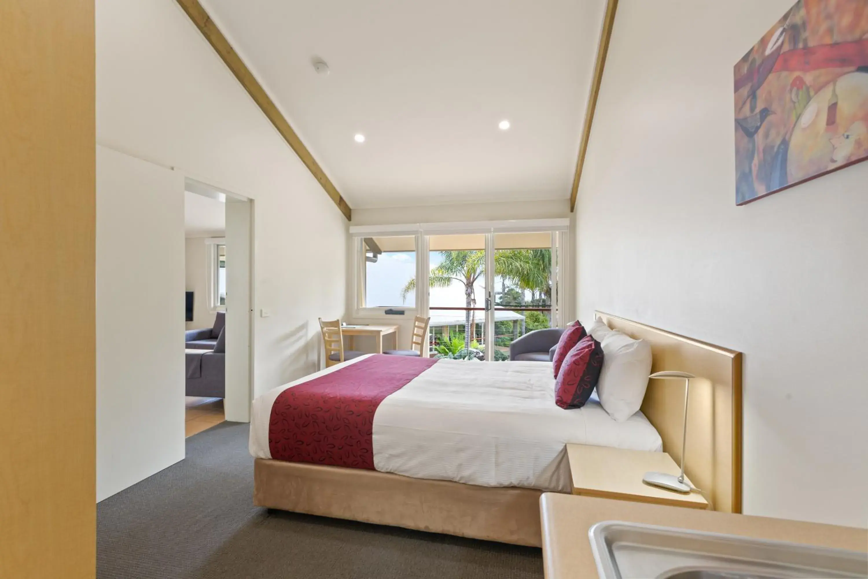 Double Room in Tathra Beach House Holiday Apartments Double Room in Tathra Beach House Holiday Apartments