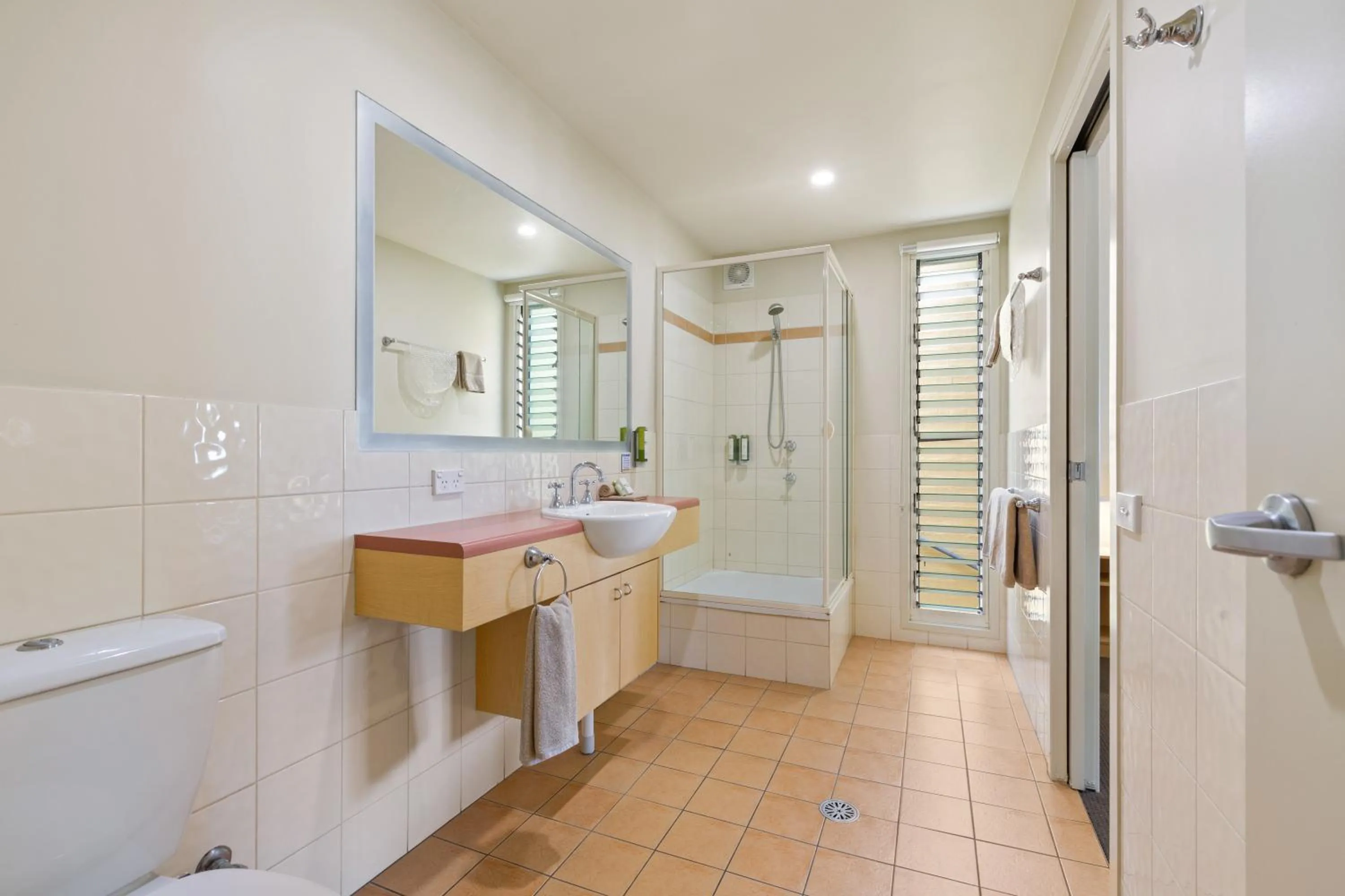Tathra Beach House Holiday Apartments
