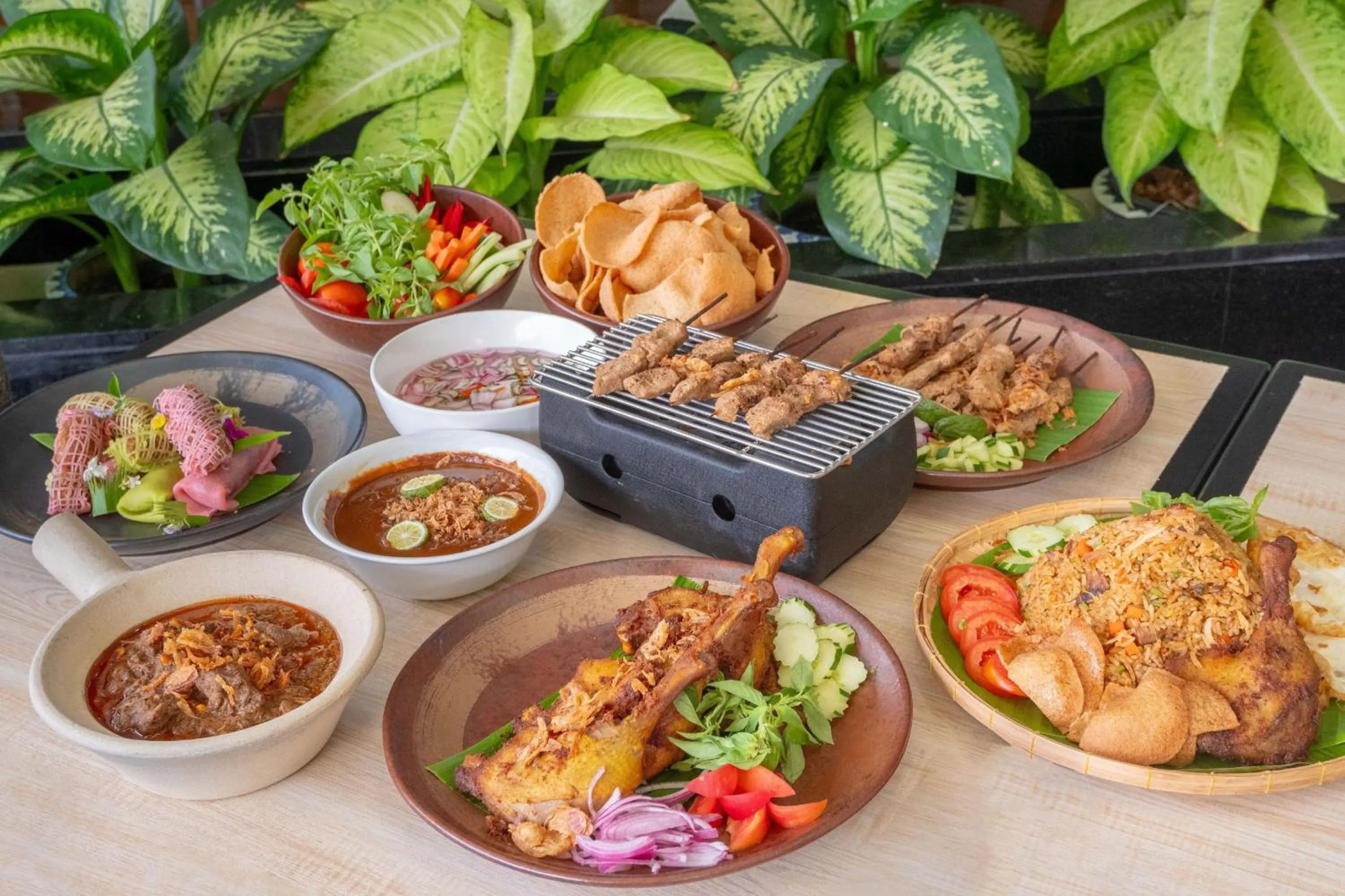 Restaurant/places to eat in Royal Orchid Sheraton Riverside Hotel Bangkok